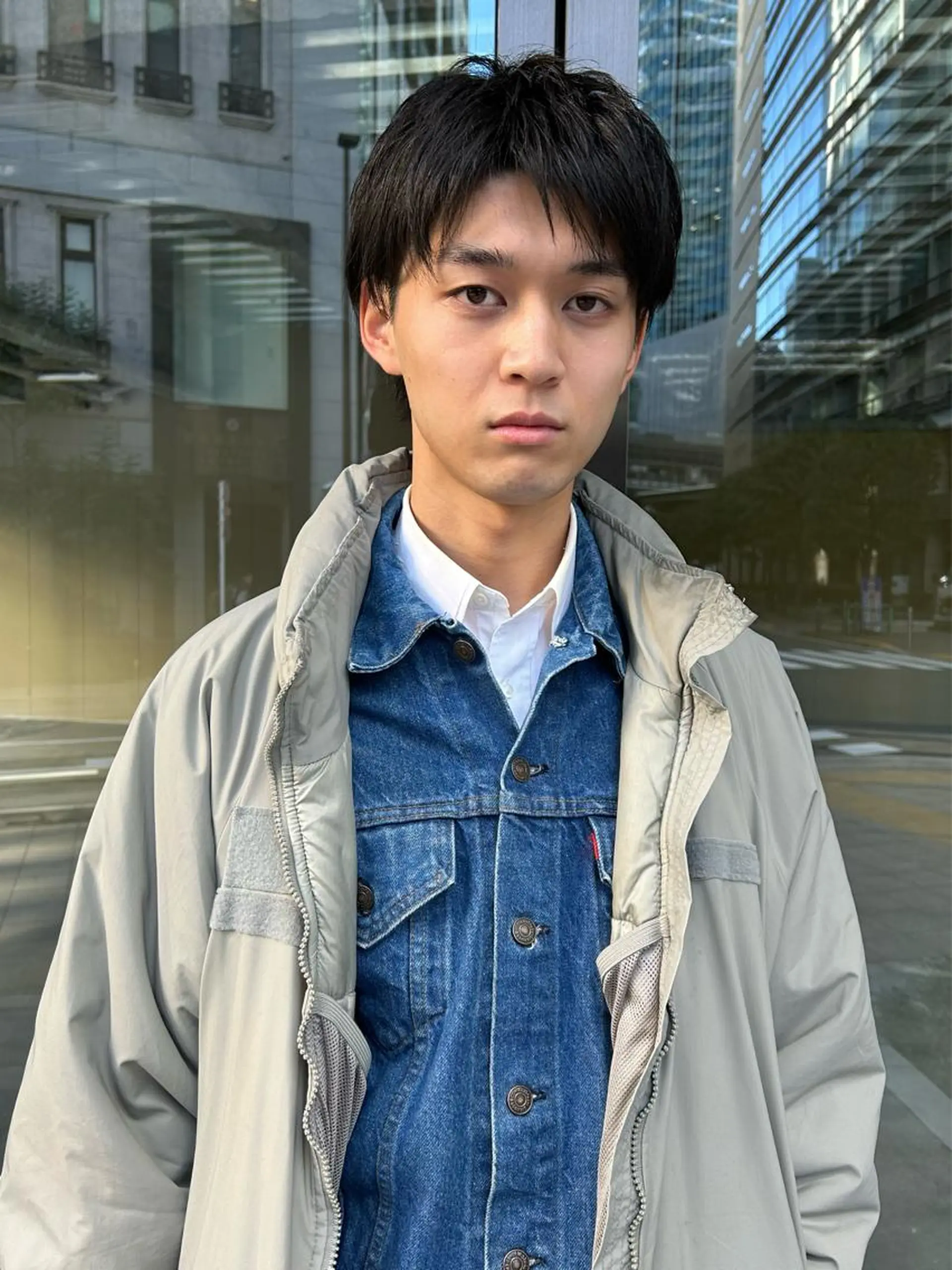 ショート メンズ メンズブリーチ メンズハイライト メンズインナーカラー メンズパーマ プードルパーマ charme所属・💈メンズ短髪特化 ✂︎伊藤大輝💈のヘアスタイル