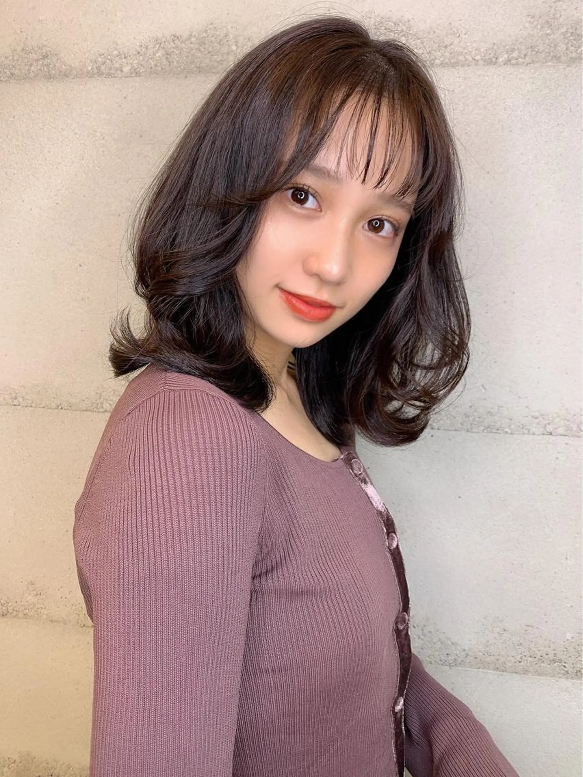 ミディアム カラー カット ヘアカラー トリートメント ヘッドスパ 透明感/オリーブ/ グレージュ/YUKAのヘアスタイル