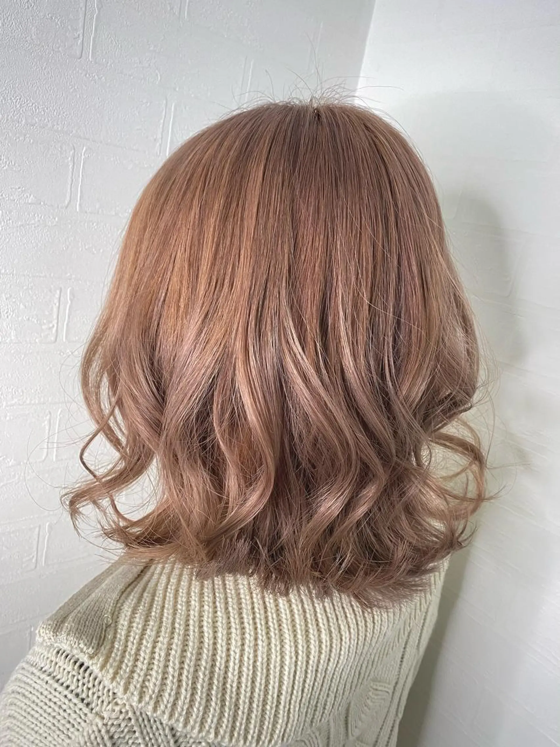 ショート カラー ブリーチカラー特化 U-topia小島のヘアスタイル