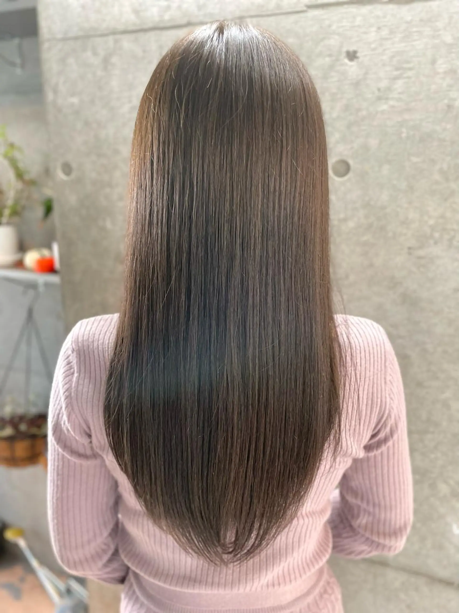 ロング アッシュ ボブ くびれヘア ハイライト レイヤーカット 表参道/髪質改善/ 髪質改善カラー/遠藤のヘアスタイル