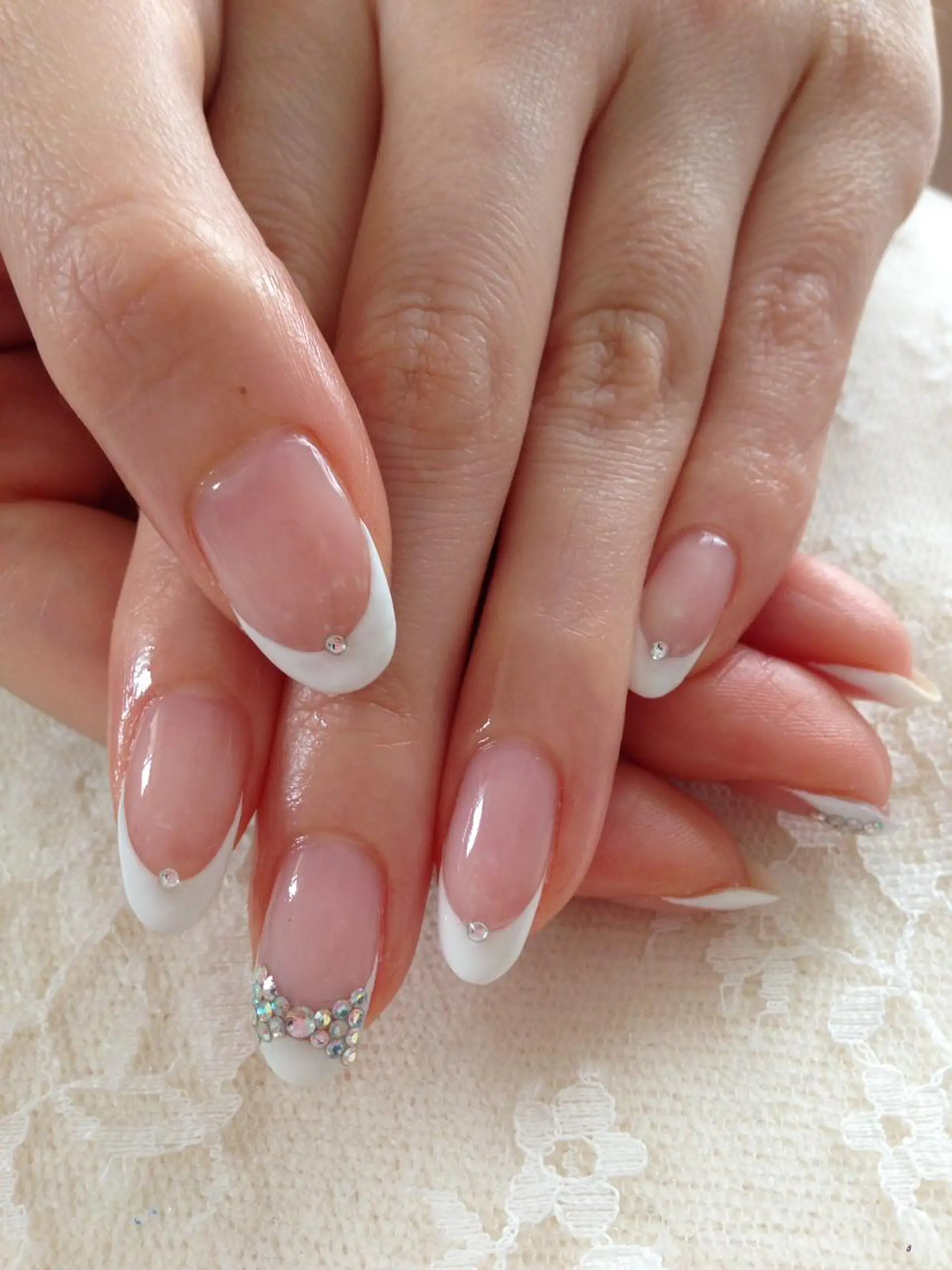 ネイル フレンチネイル 手塚 里奈のネイルデザイン