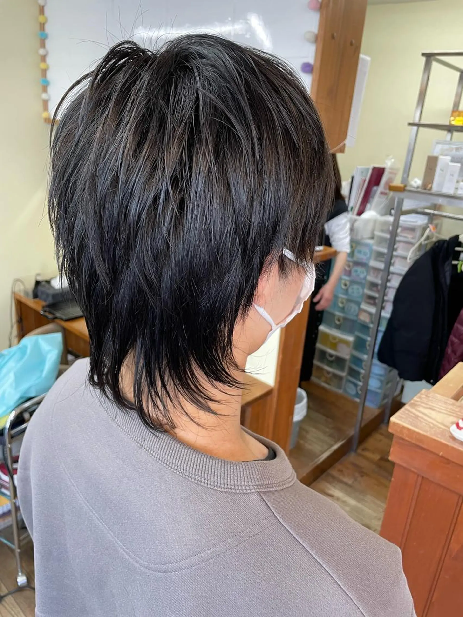 ショート メンズ マッシュウルフ マッシュ メンズウルフカット くびれヘア ウルフカット 大橋 綾子のヘアスタイル