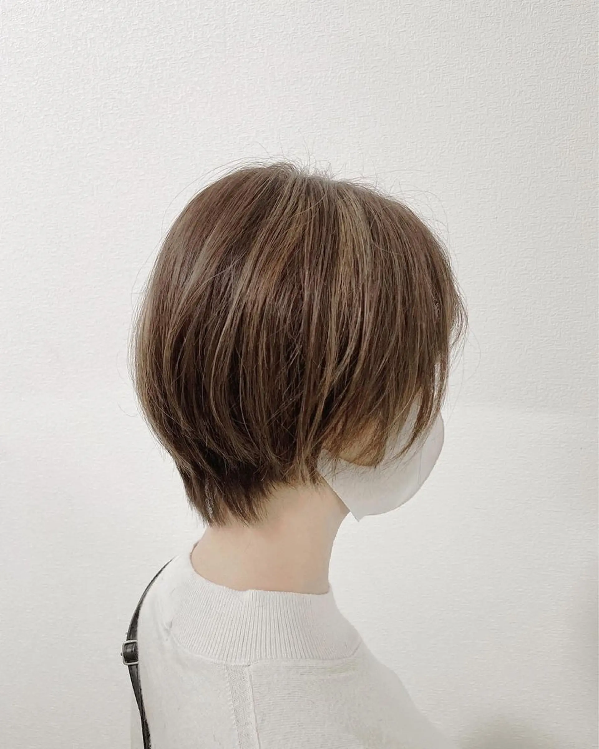 ショート カラー ベージュカラー ハイライトカラー ハイライト ショートヘア カット ヘアカラー 土居 正季のヘアスタイル