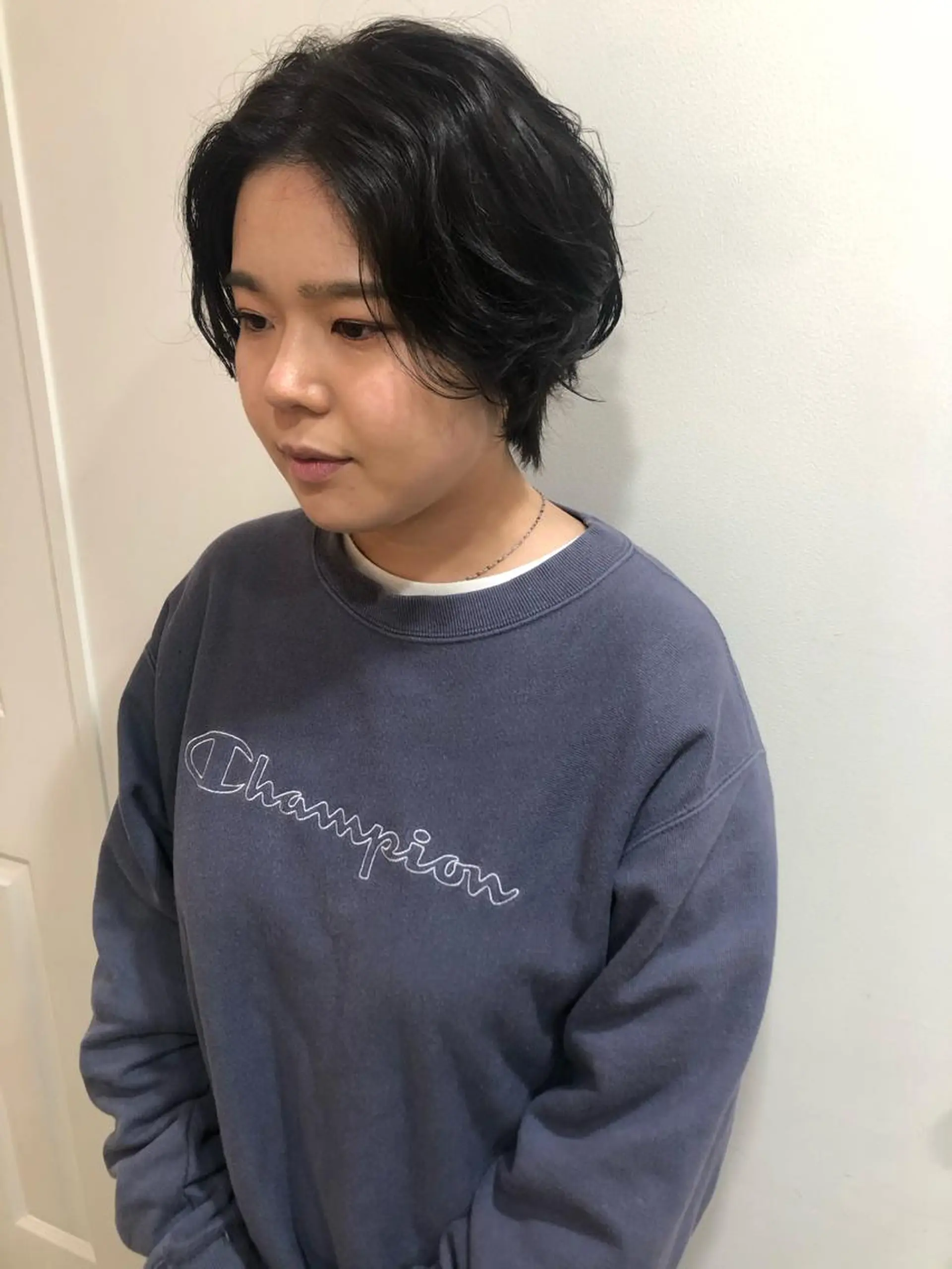 ショート カラー パーマ カット ヘアカラー パーマ トリートメント MIOベージュカラー 柔らかいカラーのヘアスタイル