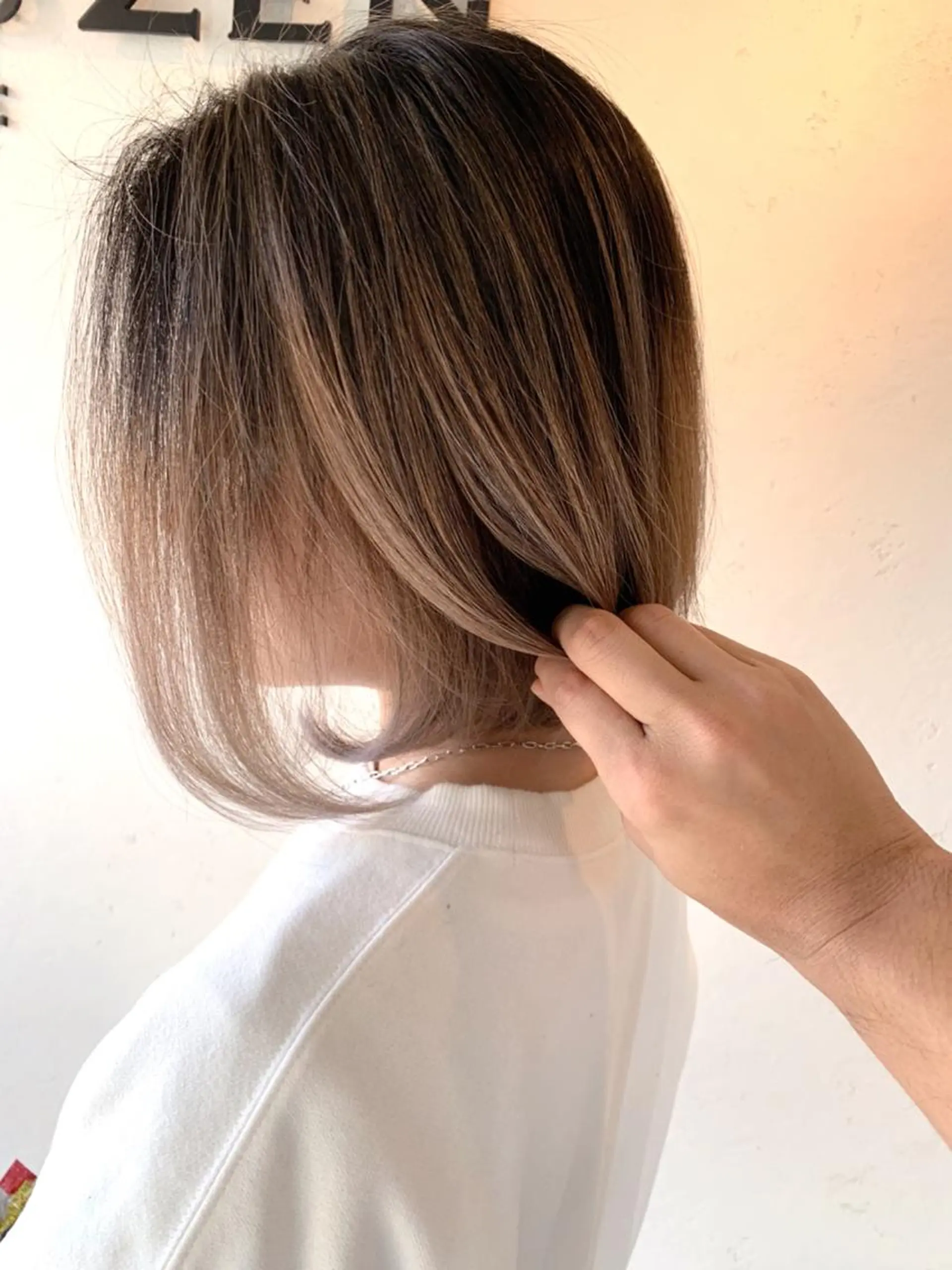 ミディアム レイヤーカット 髪質改善 髪質改善カラーのヘアスタイル