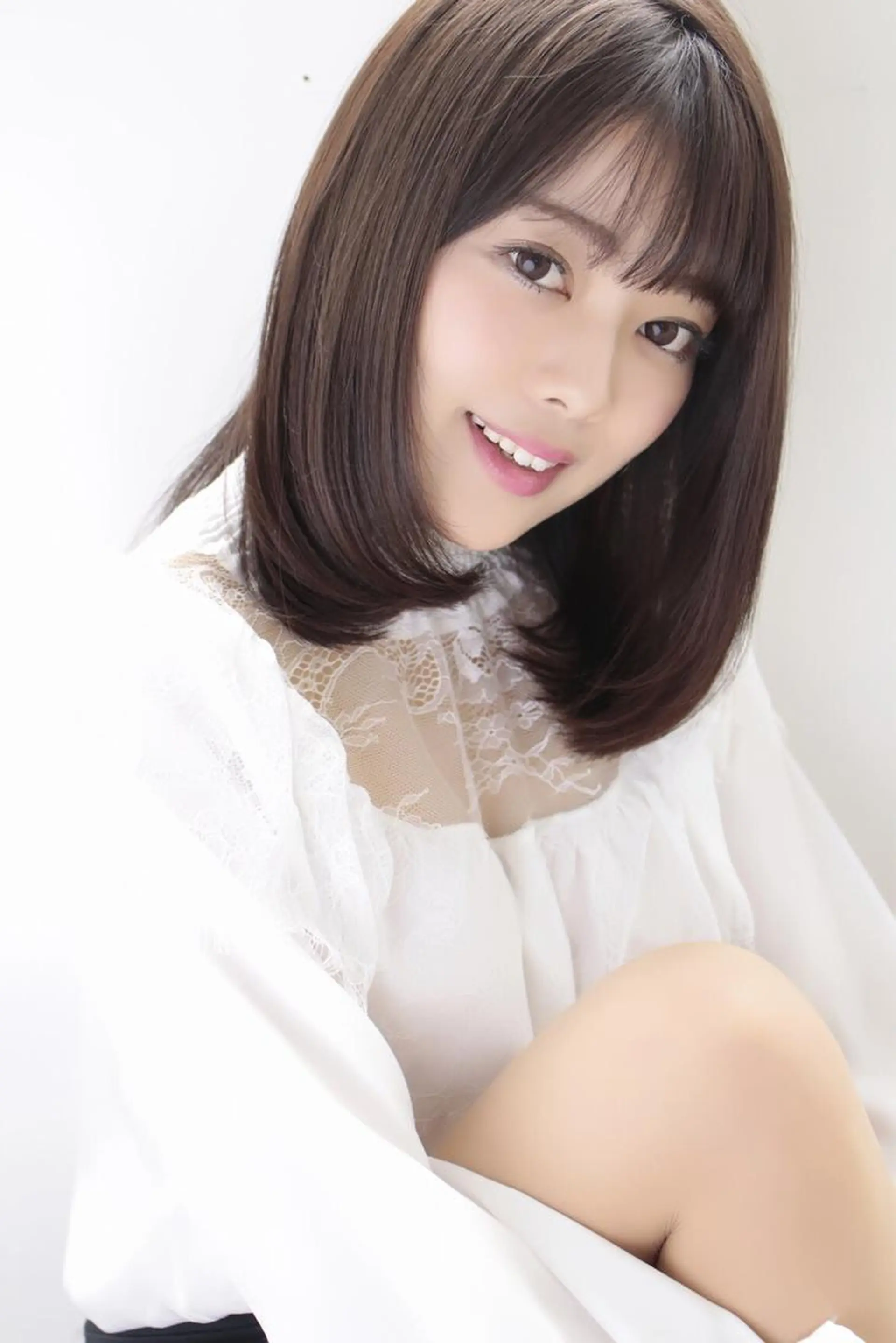 ミディアム うる艶/レイヤー 🪞池袋LAND🪞のヘアスタイル