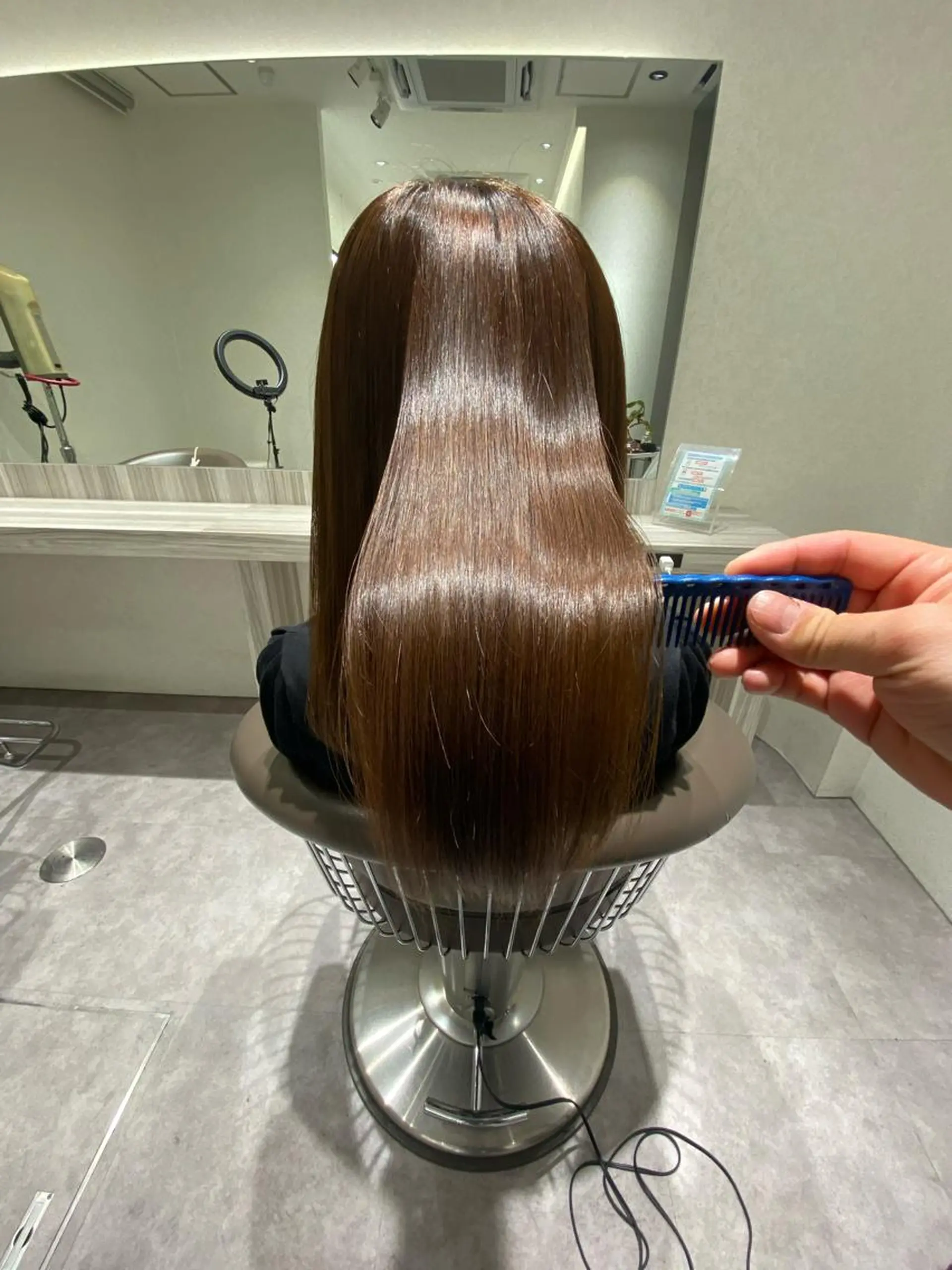 セミロング カラー ムトウセイマ/ 縮毛矯正/ブリーチのヘアスタイル