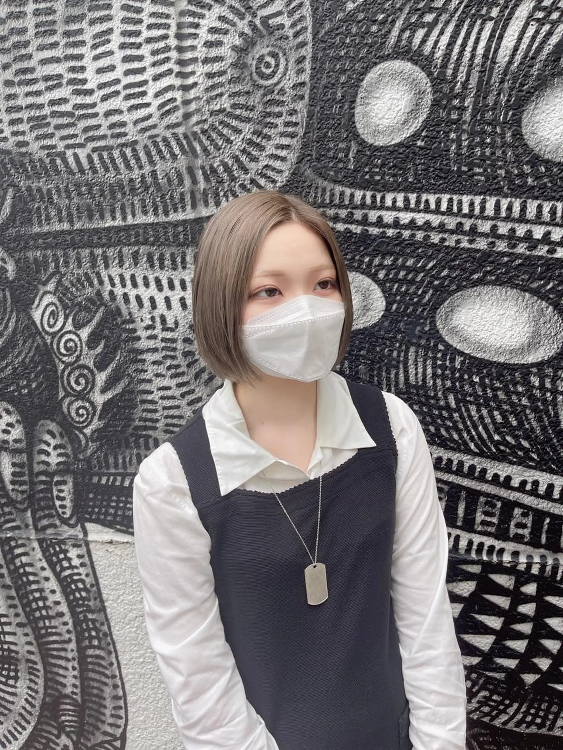 ショート カラー ヘアアレンジ ブリーチ ケアブリーチ グレージュ ボブ 🌈派手髪エクステ ブレイズ🌈ひろとのヘアスタイル
