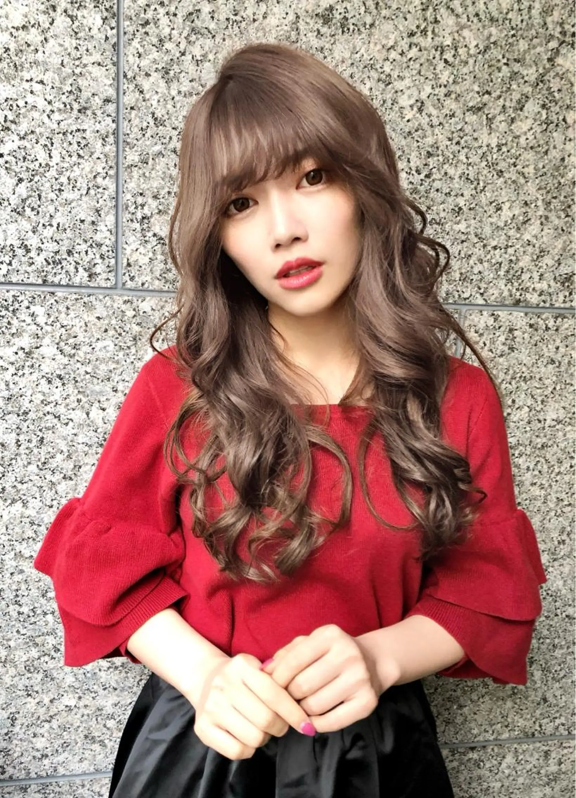 ロング カラー アディクシーカラー ベージュカラー 黒髪 ブリーチ ブルーカラー カット ヘアカラー トリートメント 艶カラー YOSHIMURAのヘアスタイル