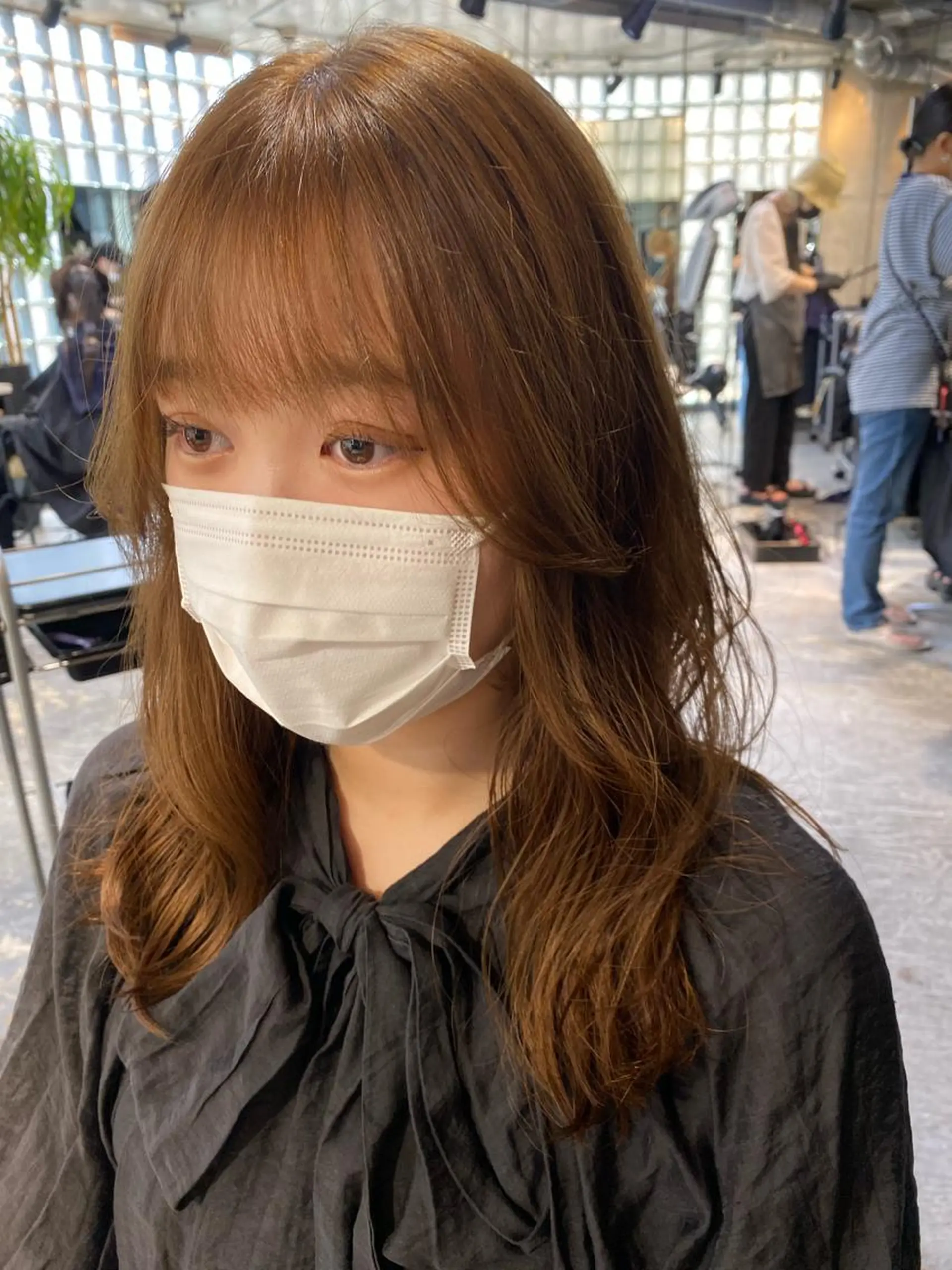 セミロング セミロングパーマ 大橋 美咲のヘアスタイル