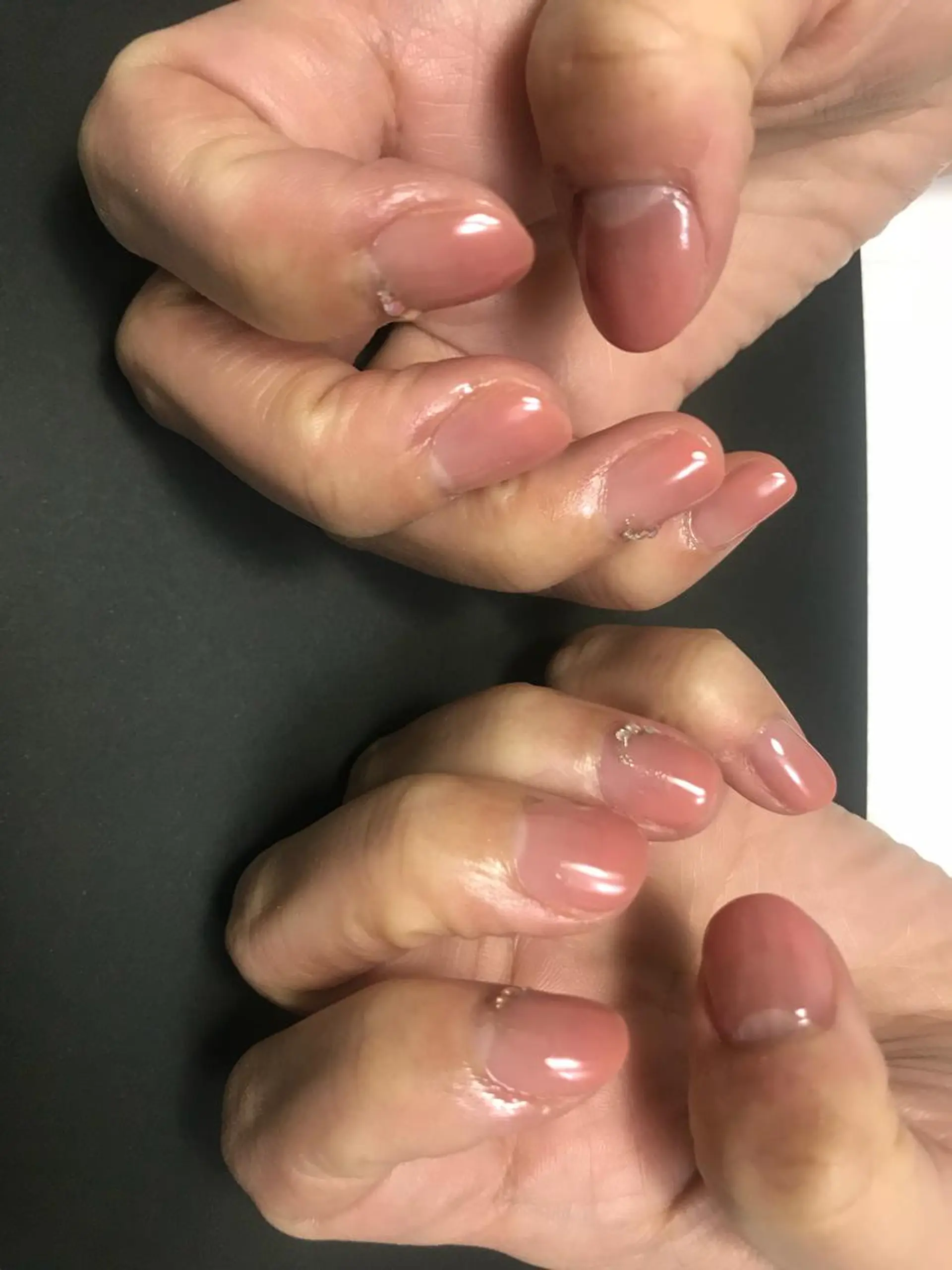 ネイル グラデーション ストーンネイル mellow mのネイルデザイン