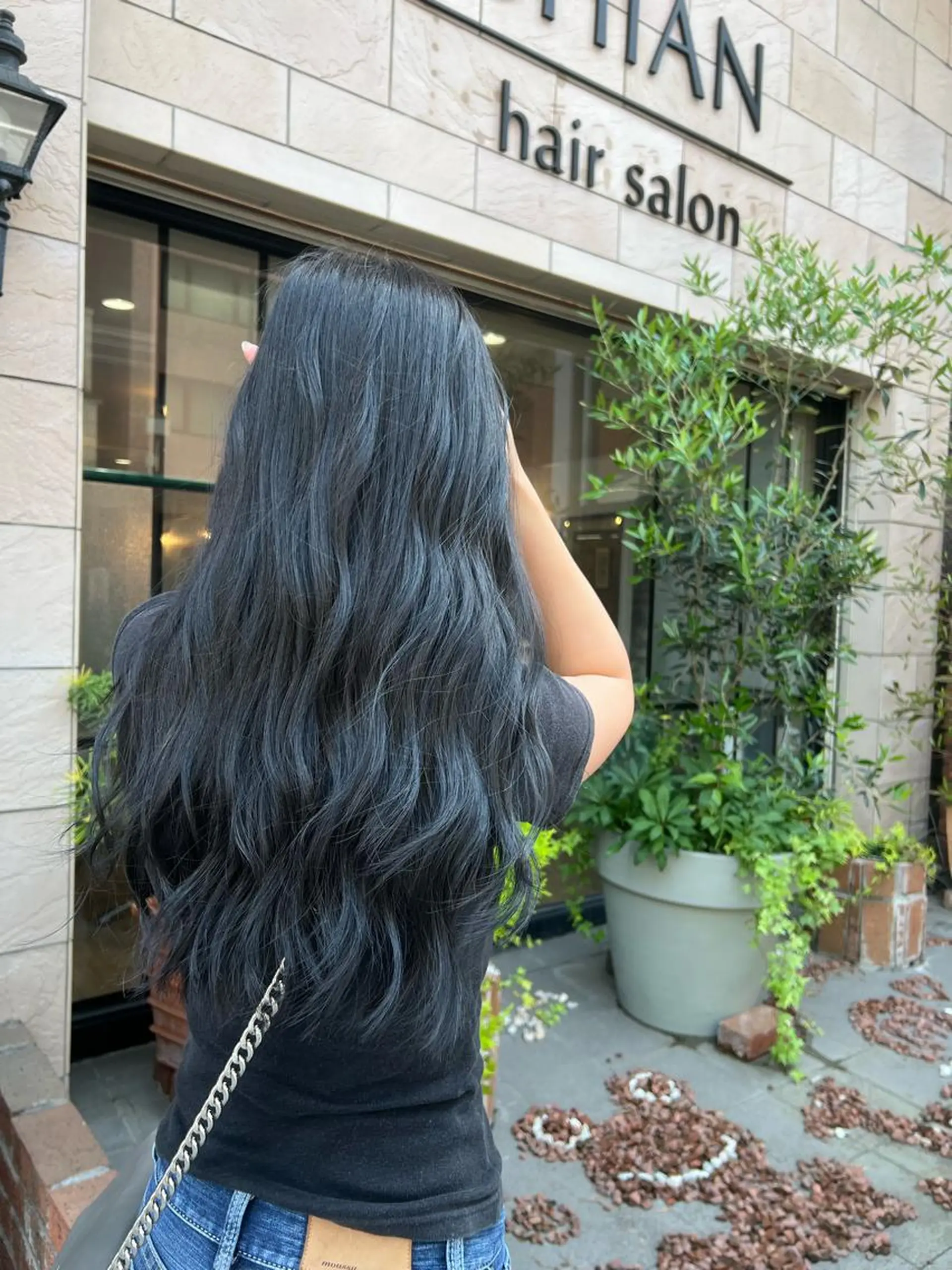 ロング カラー 黒髪 ブリーチ ブルーカラー ブルーブラック ブリーチなしカラー SHIAN 八王子 🦋小林 美羅🦋のヘアスタイル