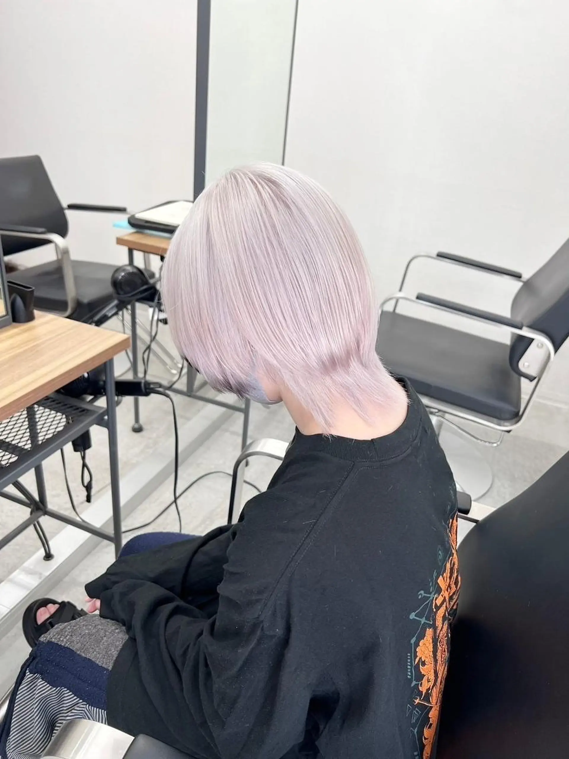 ミディアム 江坂エリア最安値◎ ブリーチ*土田のヘアスタイル