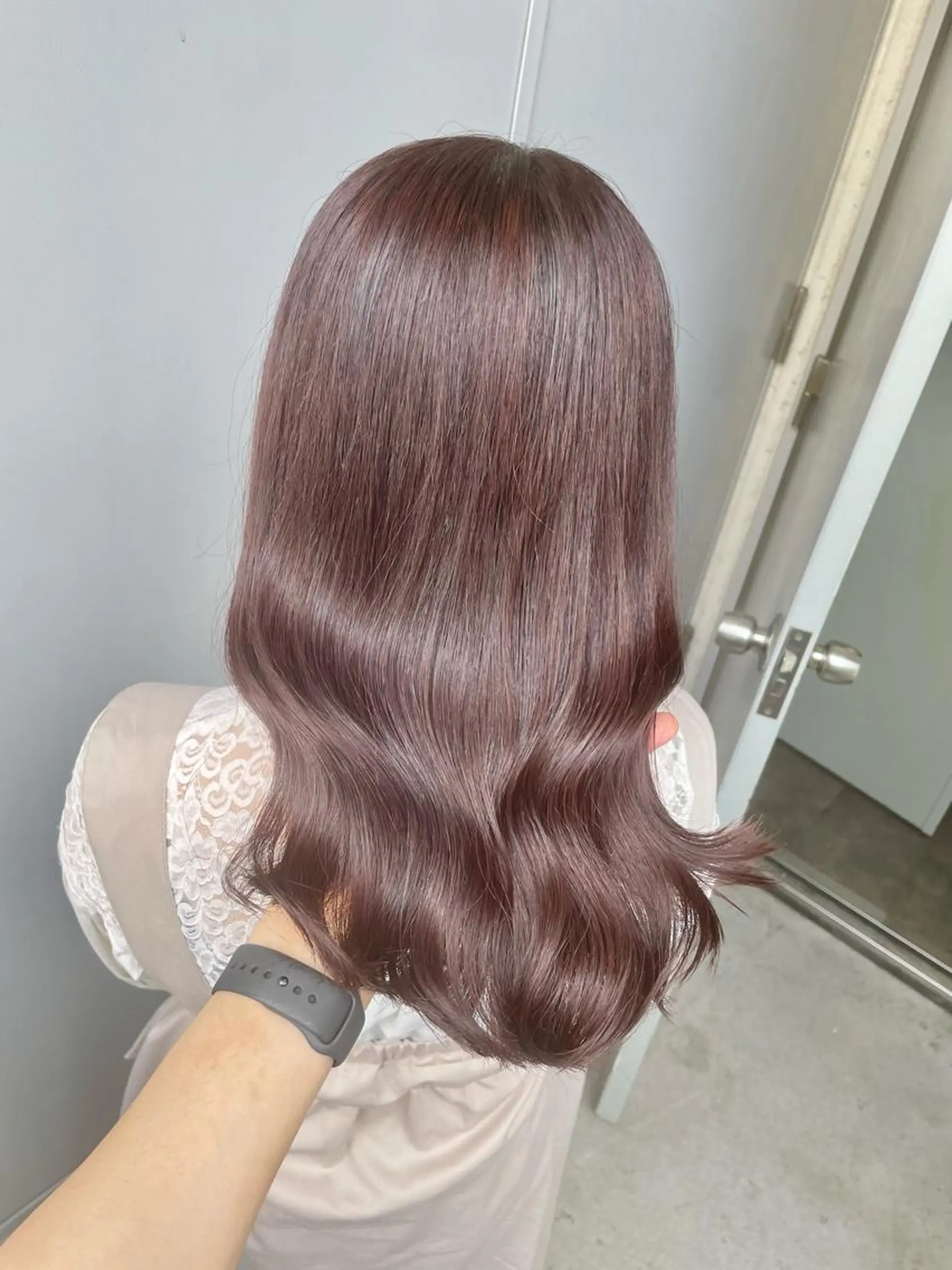 ロング カラー カット ヘアカラー トリートメント ヘッドスパ ヘアセット ベージュカラー💖 やすひろのヘアスタイル