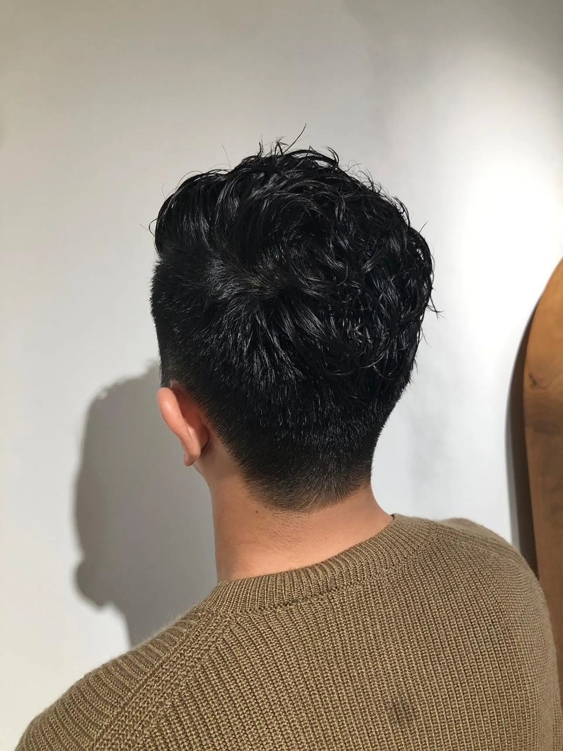 ショート パーマ メンズ アップバング ビジネス マッシュ メンズパーマ メンズツイストパーマ 高橋 英彦のヘアスタイル