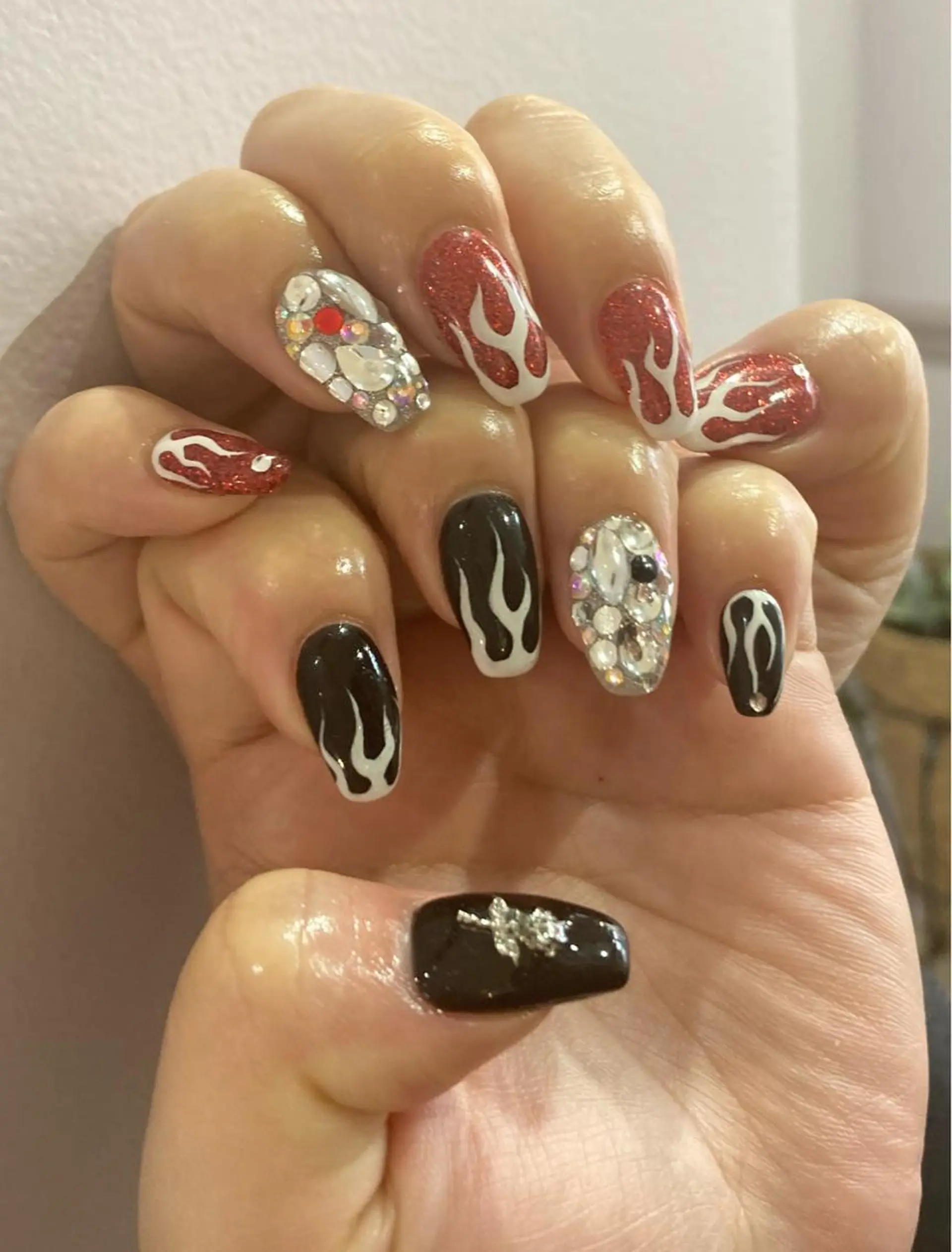 ネイル ハンドネイル Nest 平出のネイルデザイン