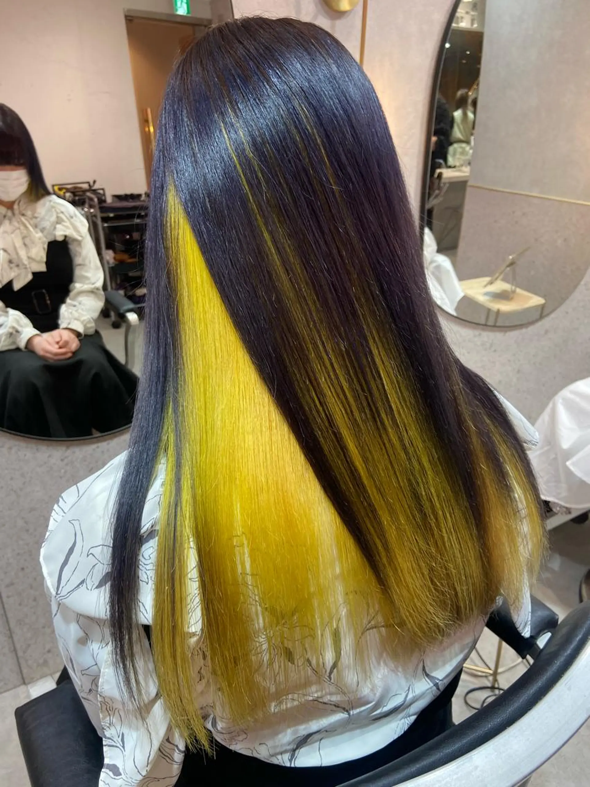 ロング カラー ブリーチ ケアブリーチ ダブルカラー インナーカラー ラベンダーカラー 新宿/韓国ヘア 中明度カラー/かやのヘアスタイル