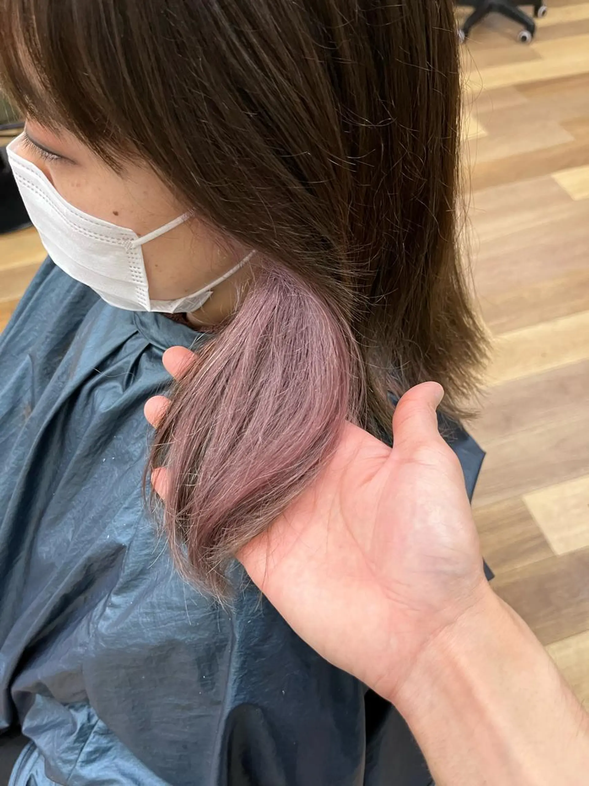 ミディアム カラー ヘアアレンジ ベージュカラー インナーカラー ピンクカラー ピンクベージュ 【艶カラー】石山拓人 /ブリーチのヘアスタイル
