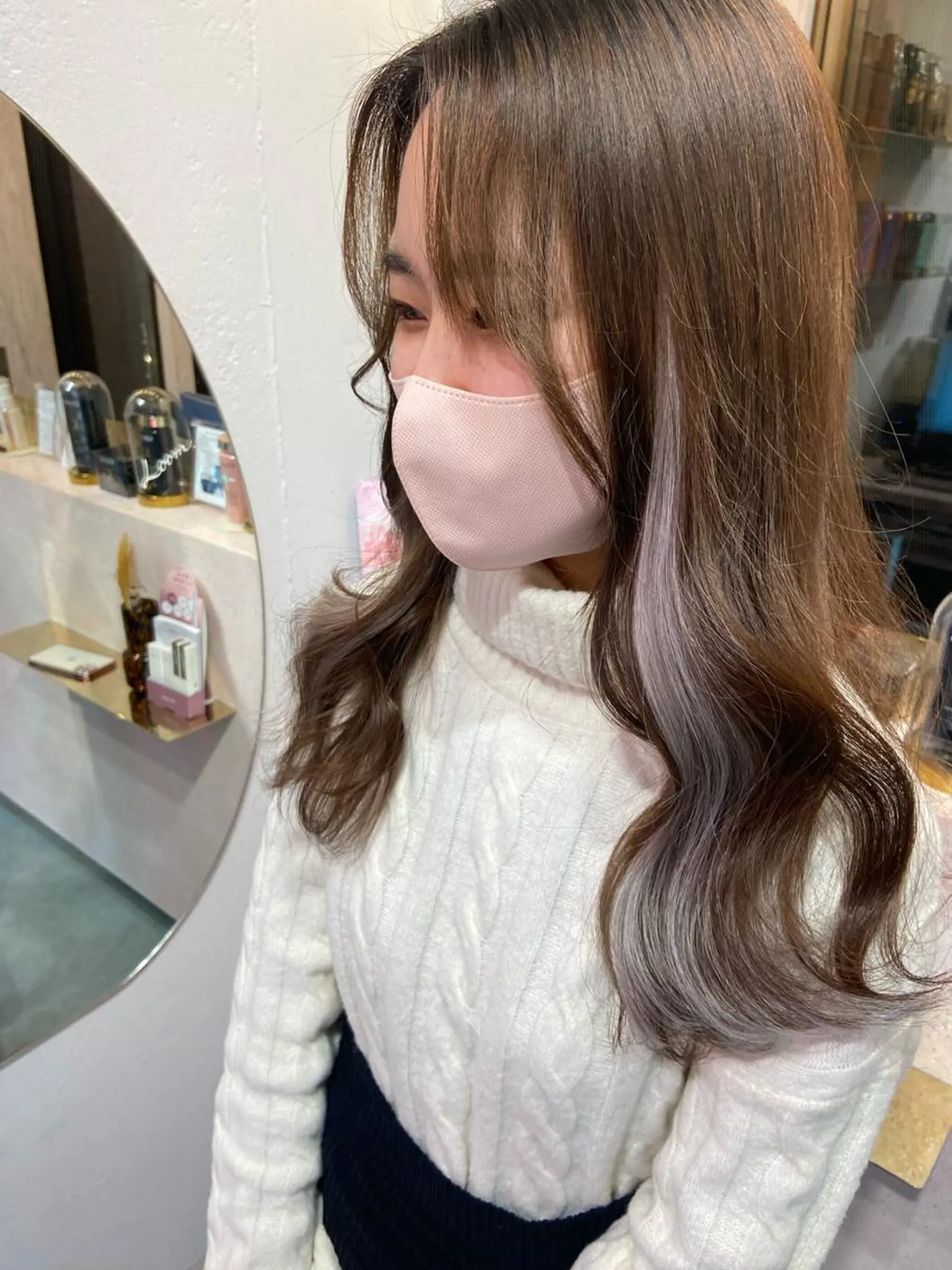 セミロング シールエクステ くびれヘア エクステ 韓国風ヘア 新宿/韓国ヘア 中明度カラー/かやのヘアスタイル