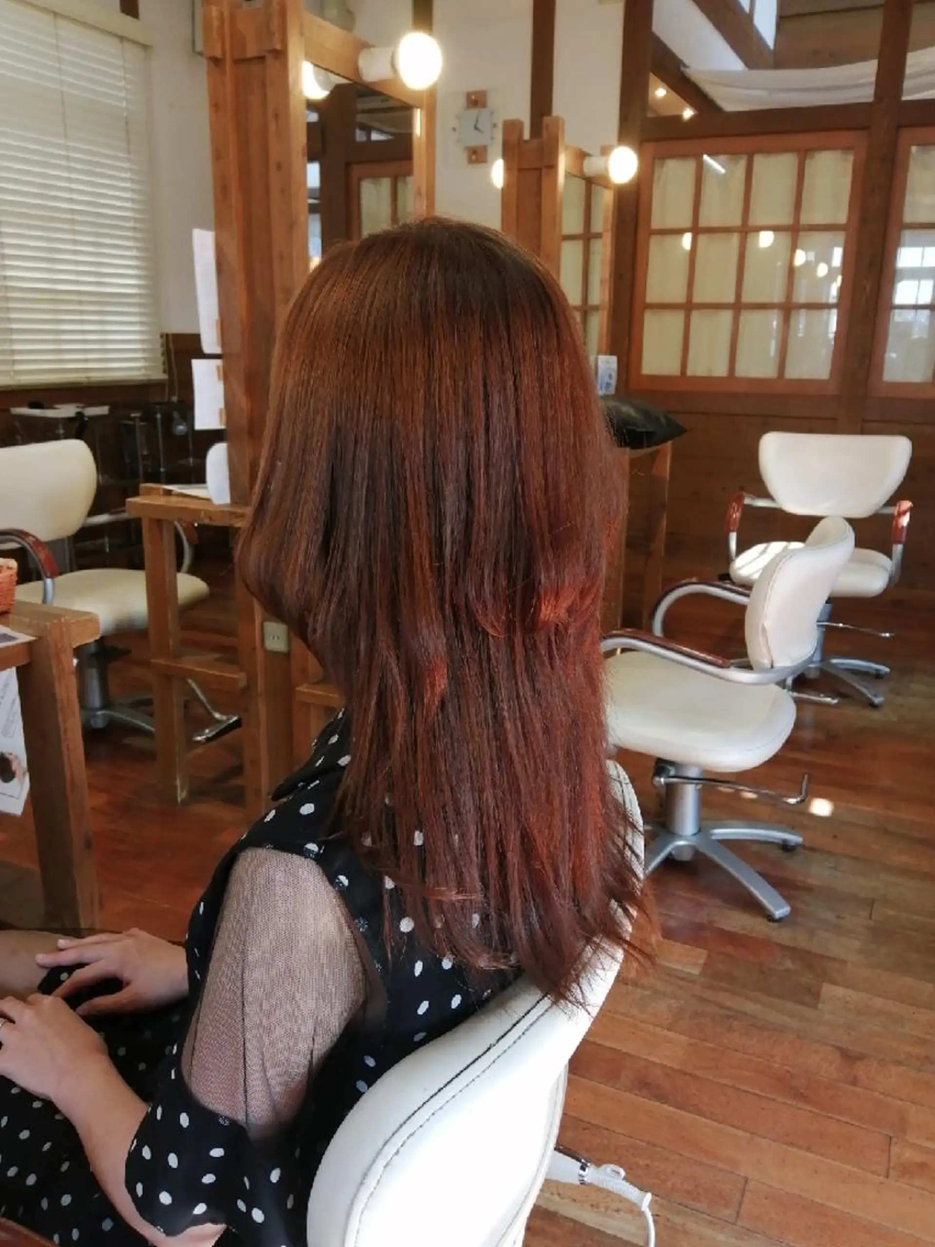 ロング カラー ブリーチ ブリーチなしカラー ヘアカラー トリートメント 足立 悠輔のヘアスタイル