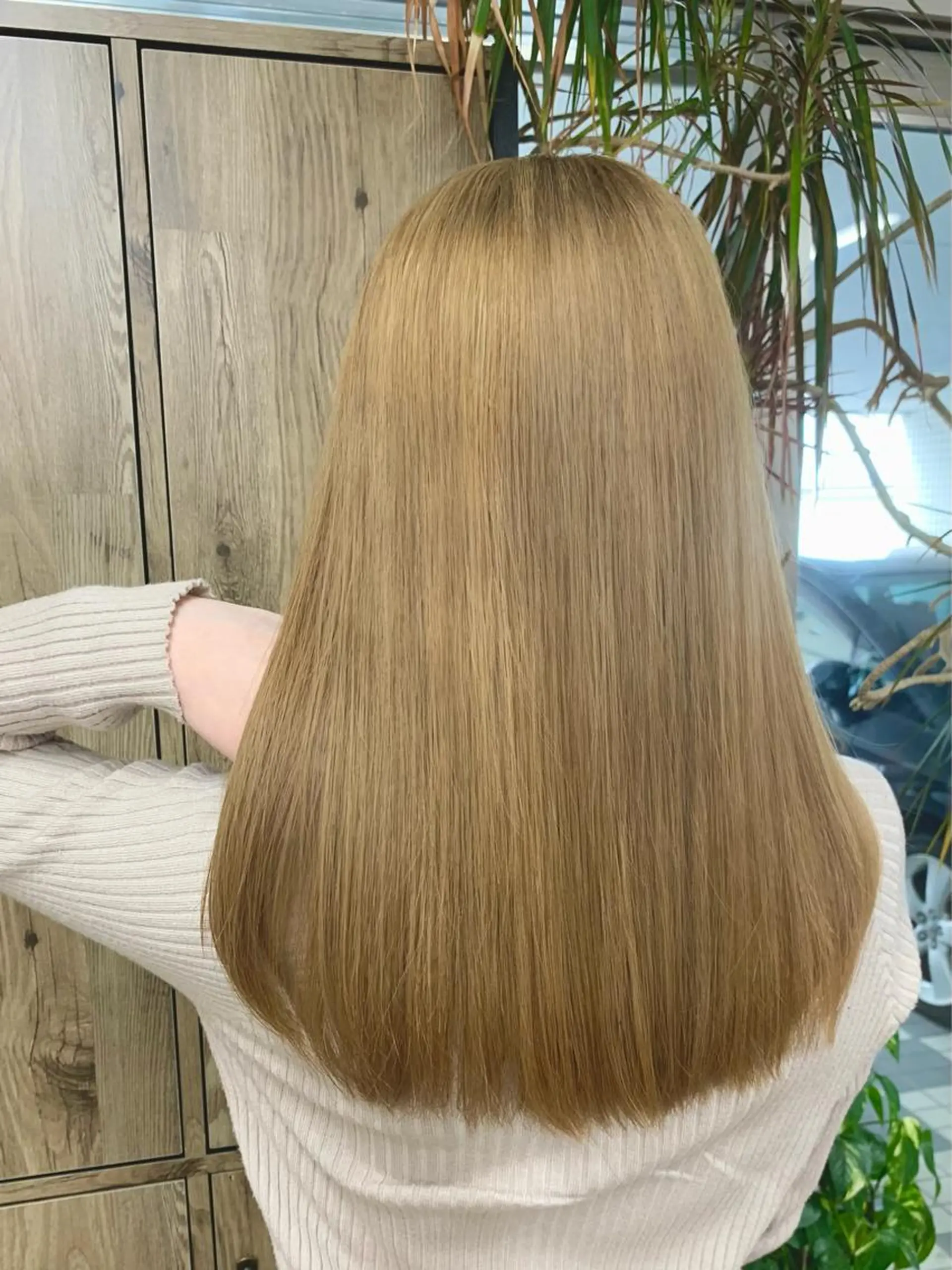 カラー ブリーチ ケアブリーチ 透明感カラー 外国人風カラー 髪質改善 🌷かわばた めい🌷のヘアスタイル