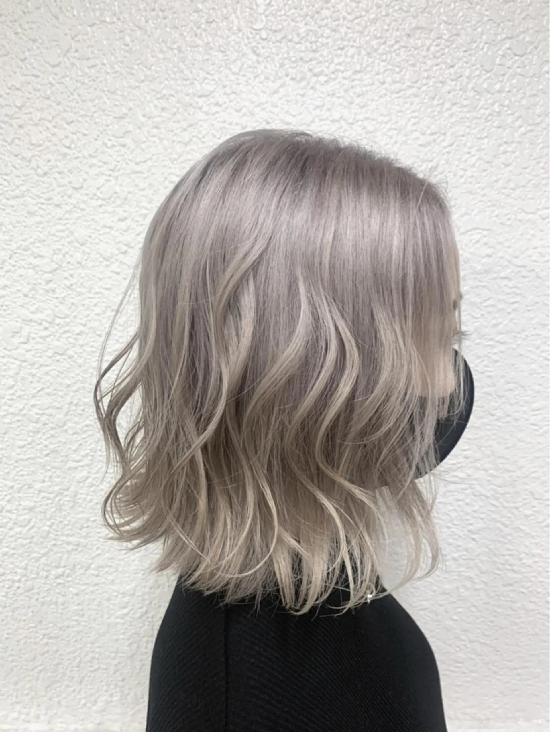 ショート カラー ヘアアレンジ 🧨ブリーチー×ボブ レイヤー💎じゅえるのヘアスタイル