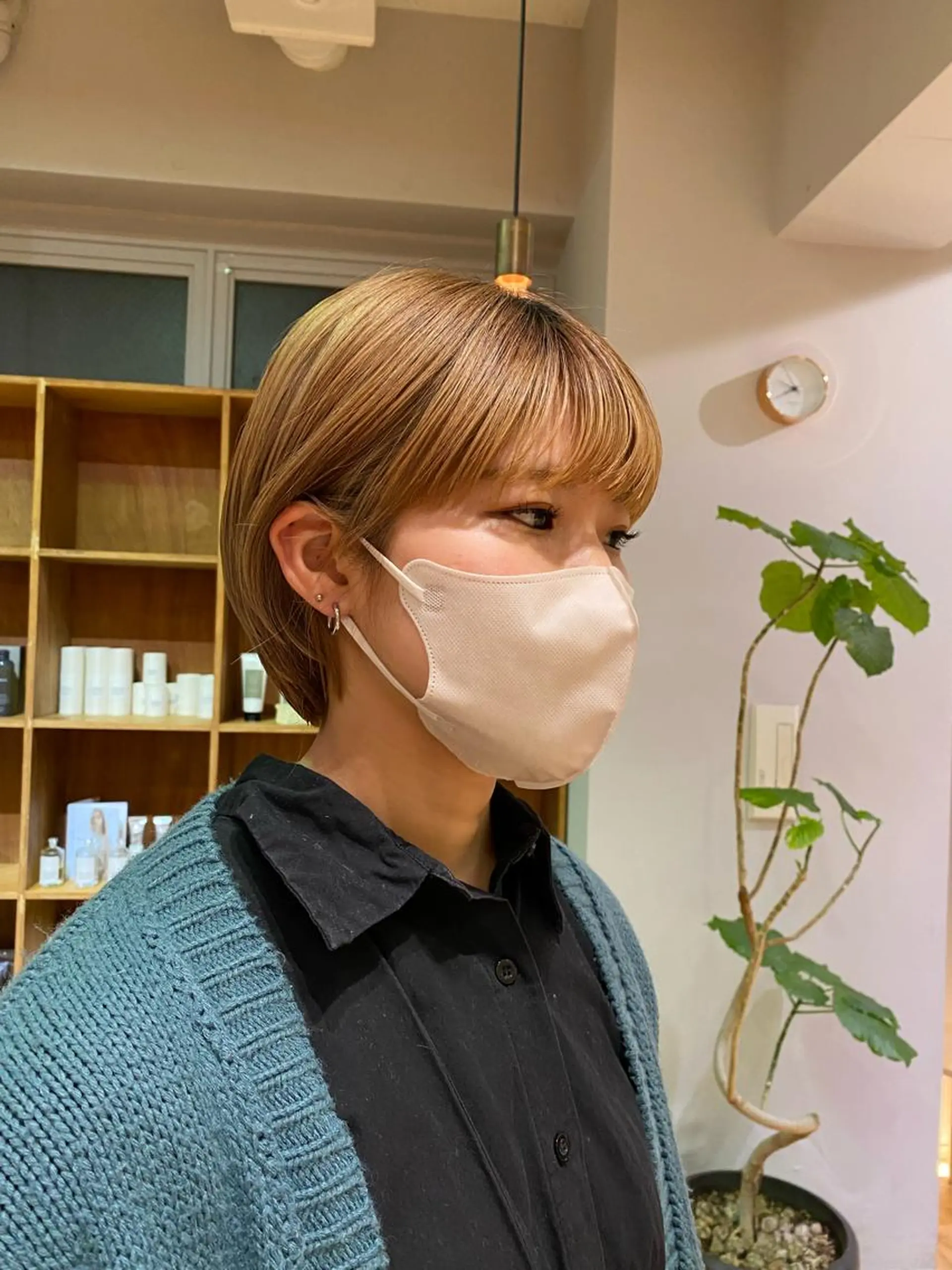 ショート カット トリートメント 大人可愛い♡コテ巻き パーマ🌼杉田 萌恵のヘアスタイル