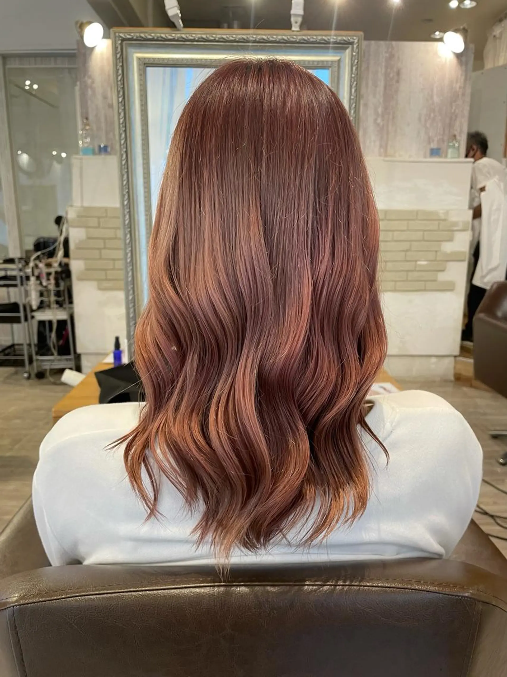 セミロング 千野 優由のヘアスタイル