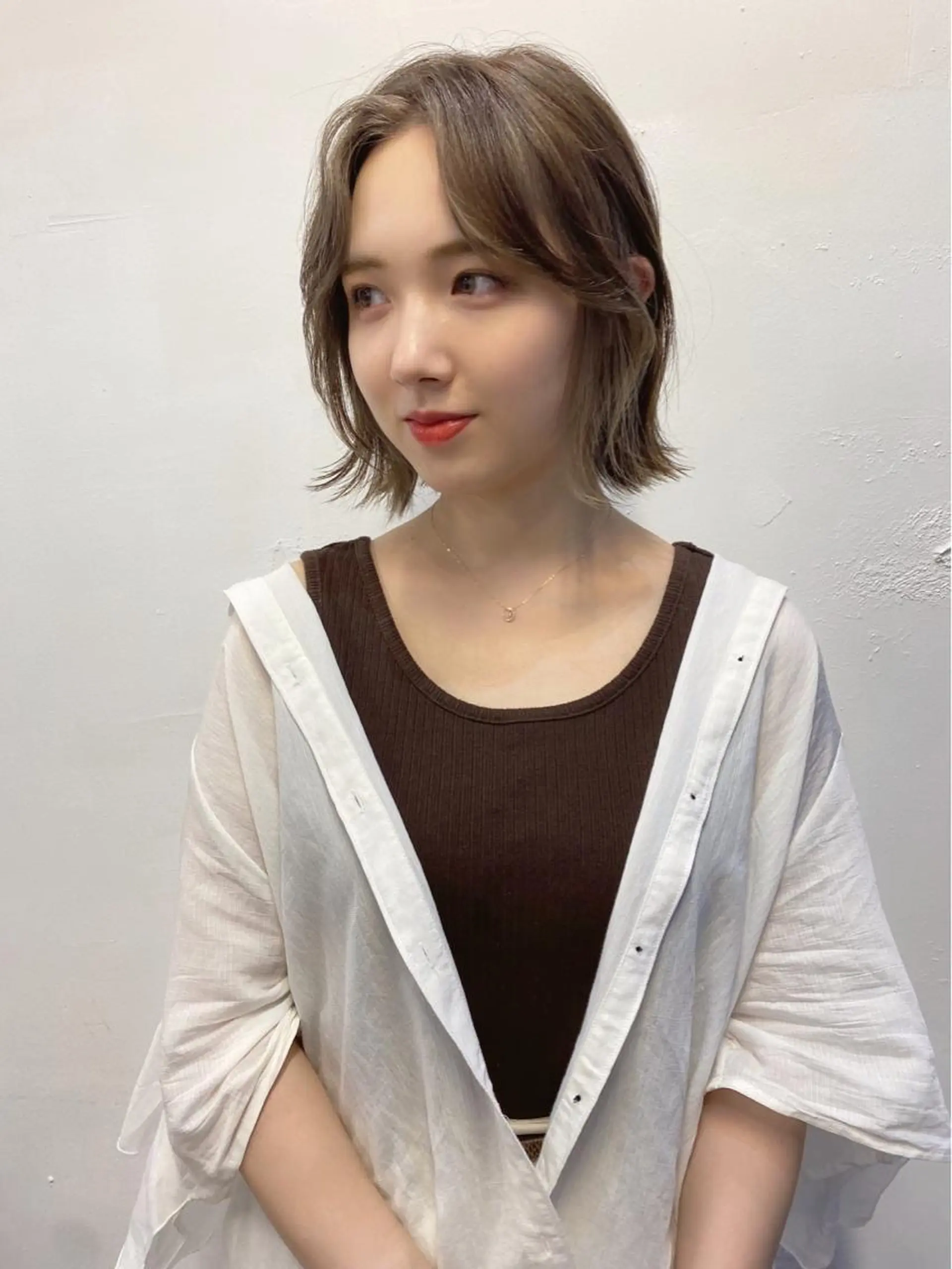 ミディアム 切りっぱなしボブ ボブ 鎌倉 彩のヘアスタイル