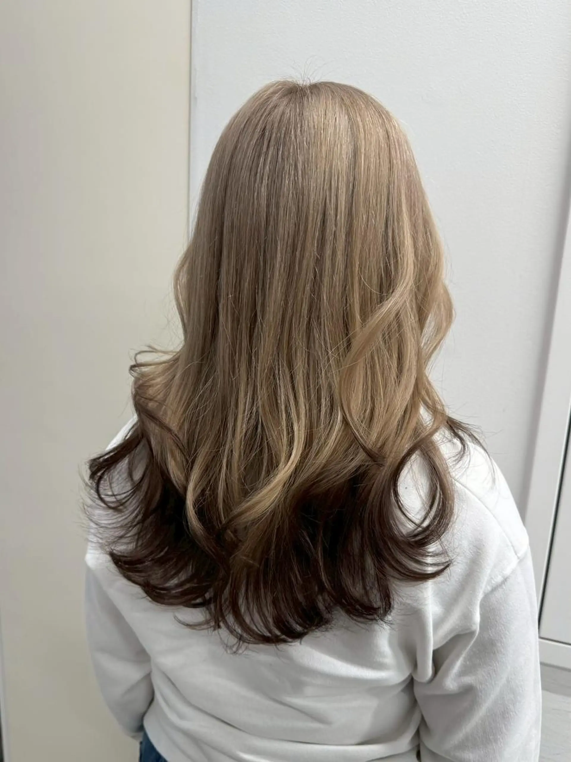 カラー アディクシーカラー アッシュ ブルーカラー ダークアッシュ グレージュ 【公式】amble luxe池袋東口🩷のヘアスタイル