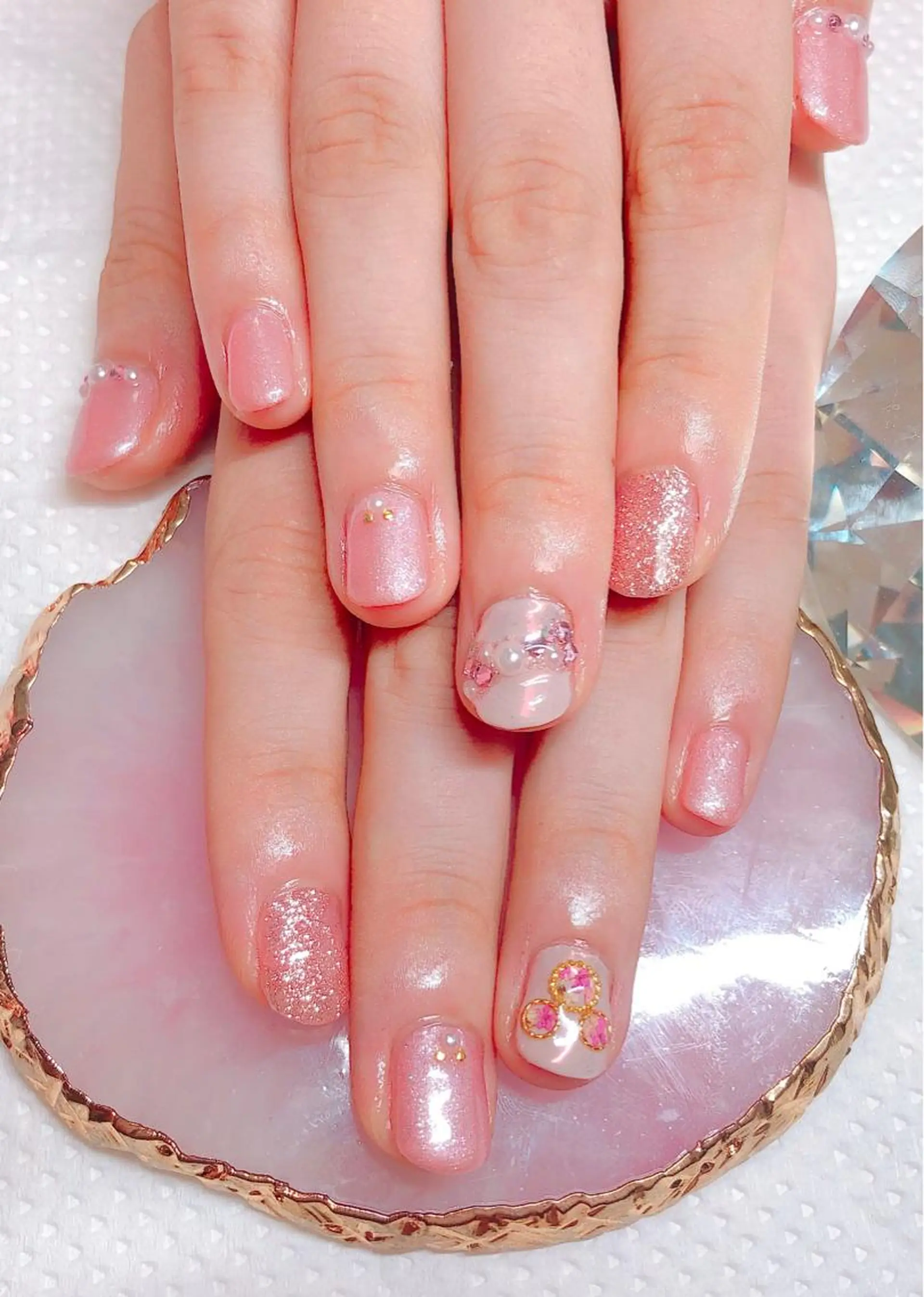 ネイル アートネイル ハンドネイル CROWN プライベートサロンのネイルデザイン