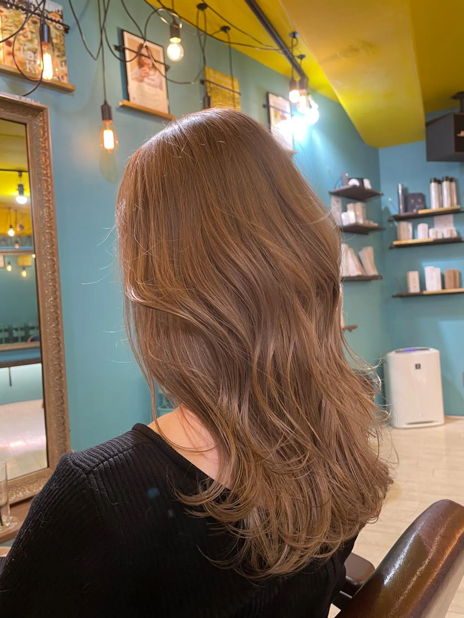 ロング カラー アッシュ グラデーションカラー ヘアカラー トリートメント 末石 智のヘアスタイル