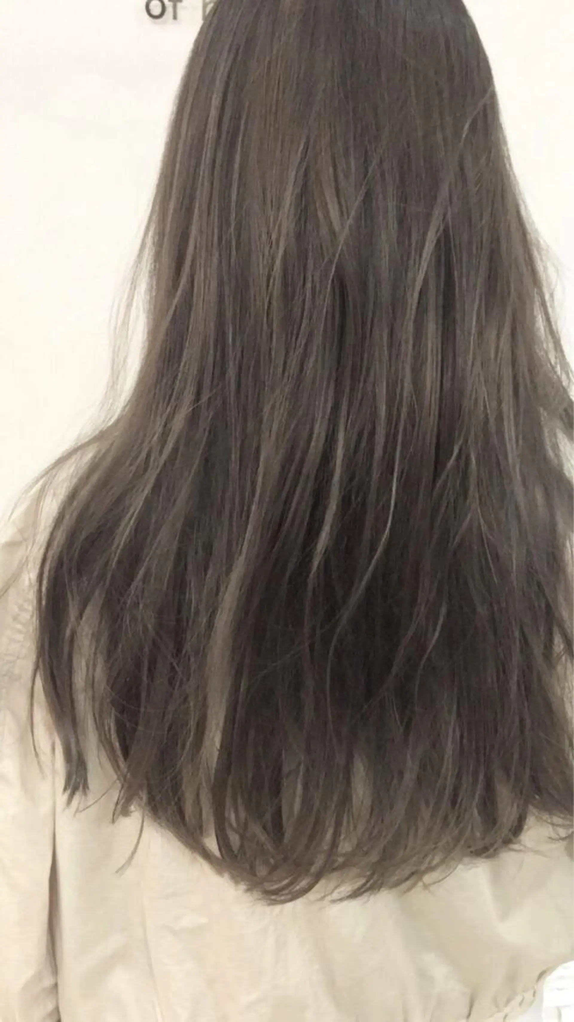 セミロング カラー ヘアアレンジ アッシュ アッシュグレー ハイライトカラー ハイライト ハットリ /北習志野のヘアスタイル