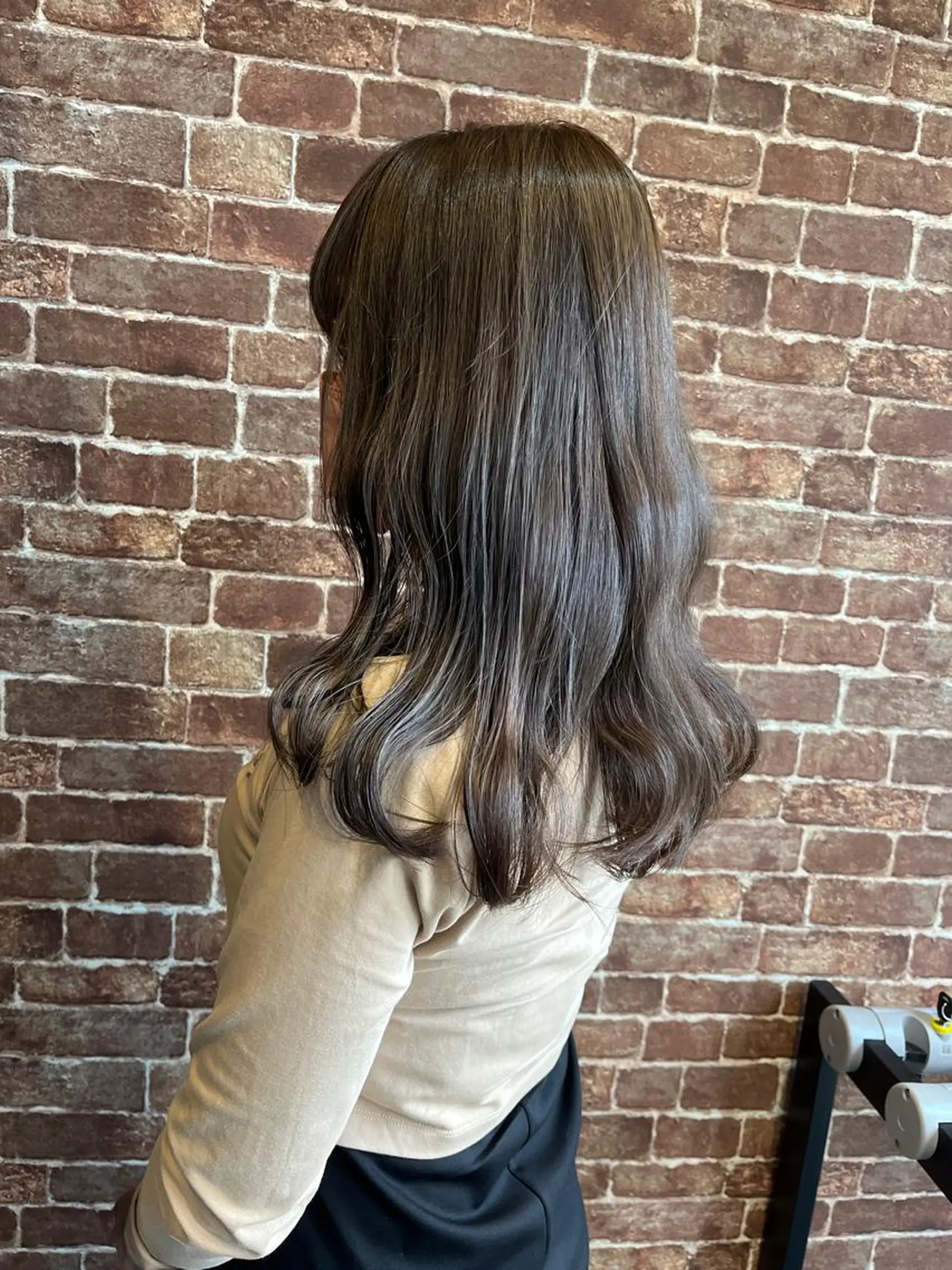 ミディアム カラー パーマ ヘアアレンジ メンズ キッズ ネイル マツエク・マツパ アイブロウ メンズブリーチ メンズハイライト メンズインナーカラー メンズ韓国風 ブリーチ カット 久木原 ゆりのヘアスタイル