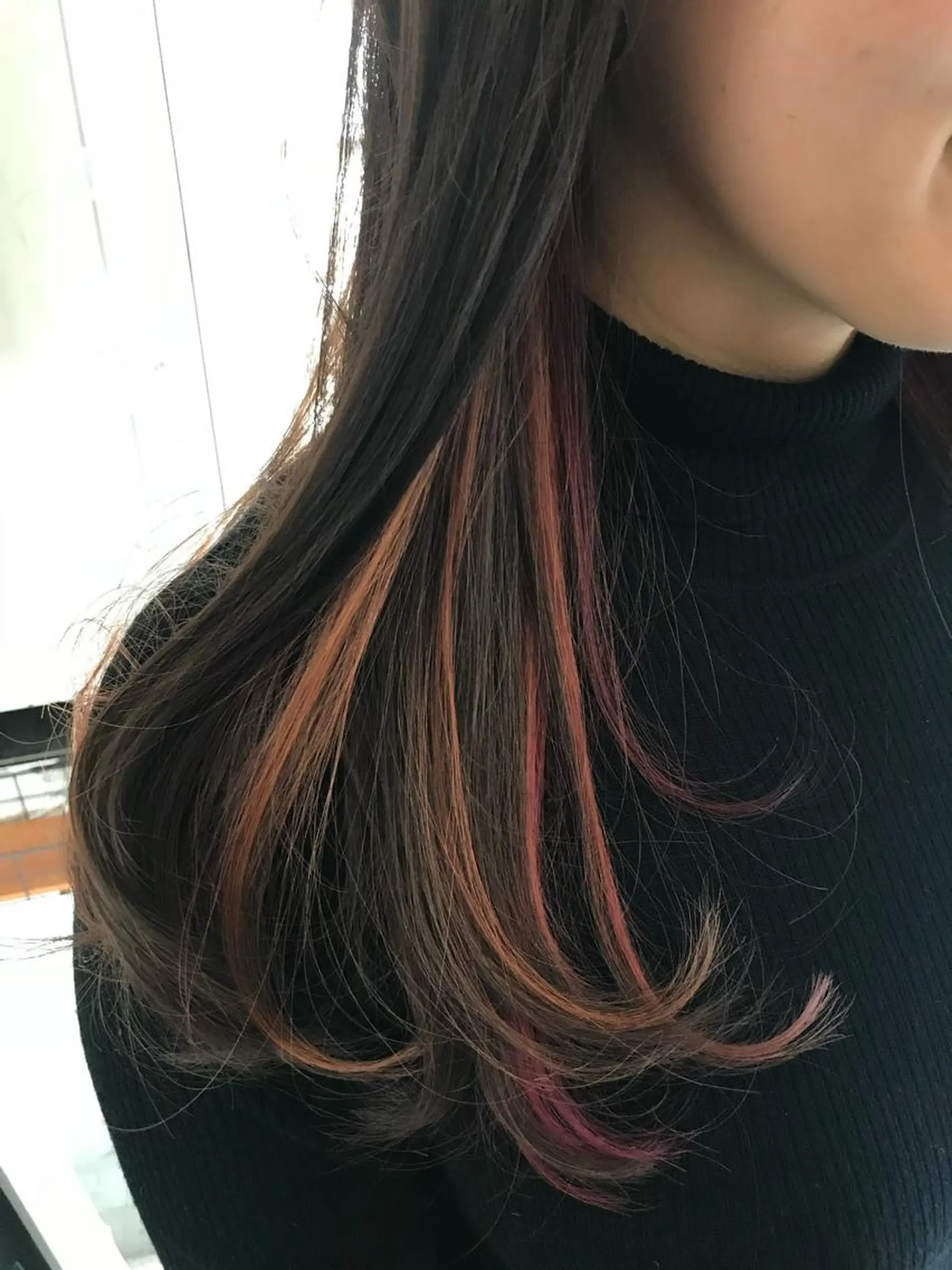 ロング カラー ブリーチ インナーカラー オレンジ ピンクカラー noce harumiのヘアスタイル