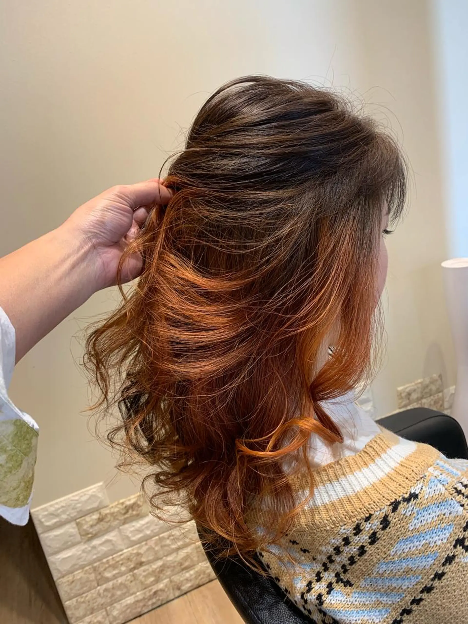 ロング カラー 関口 友行のヘアスタイル