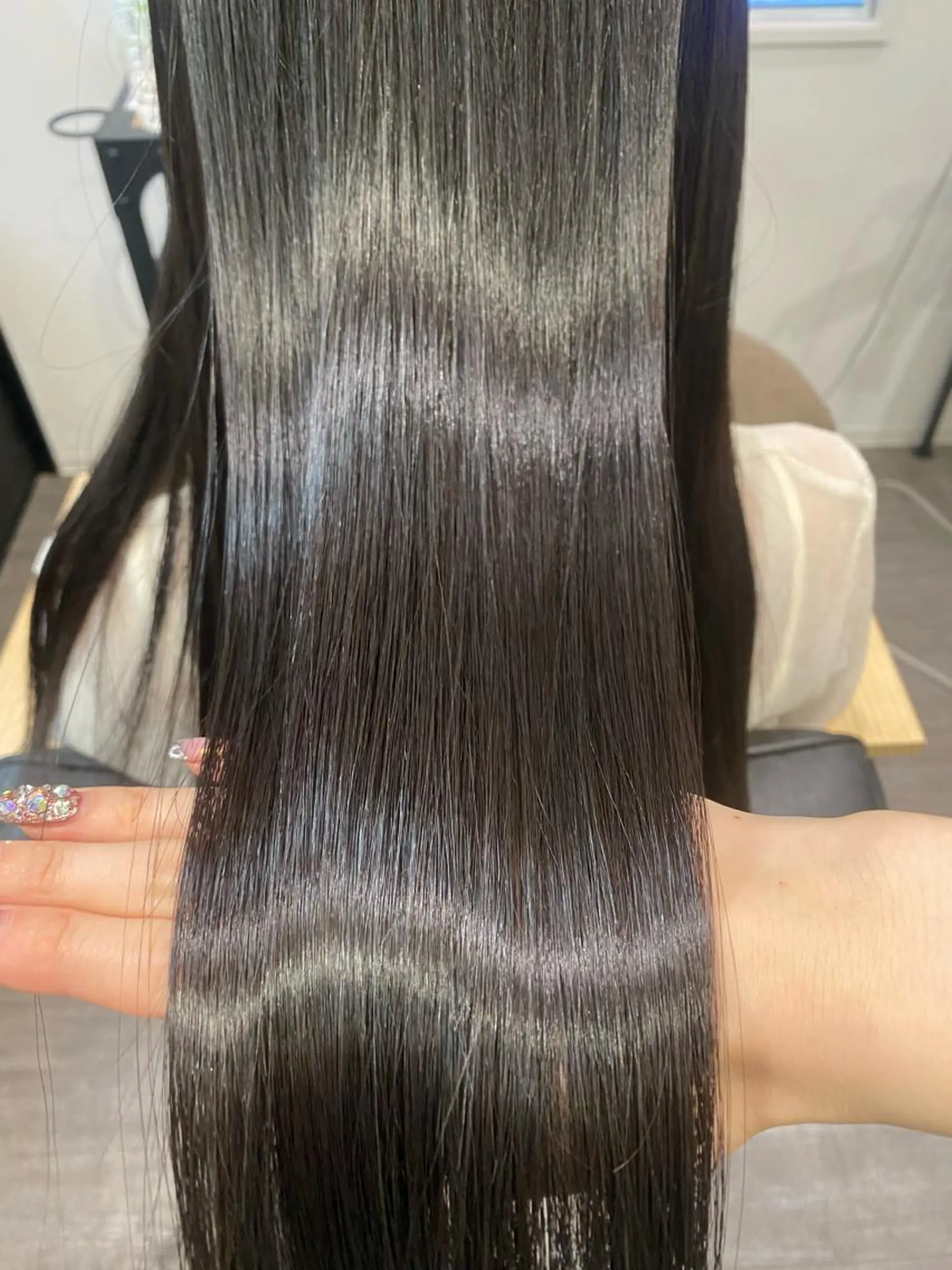 ロング カット 縮毛矯正 トリートメント ヘッドスパ 大野 美紅のヘアスタイル