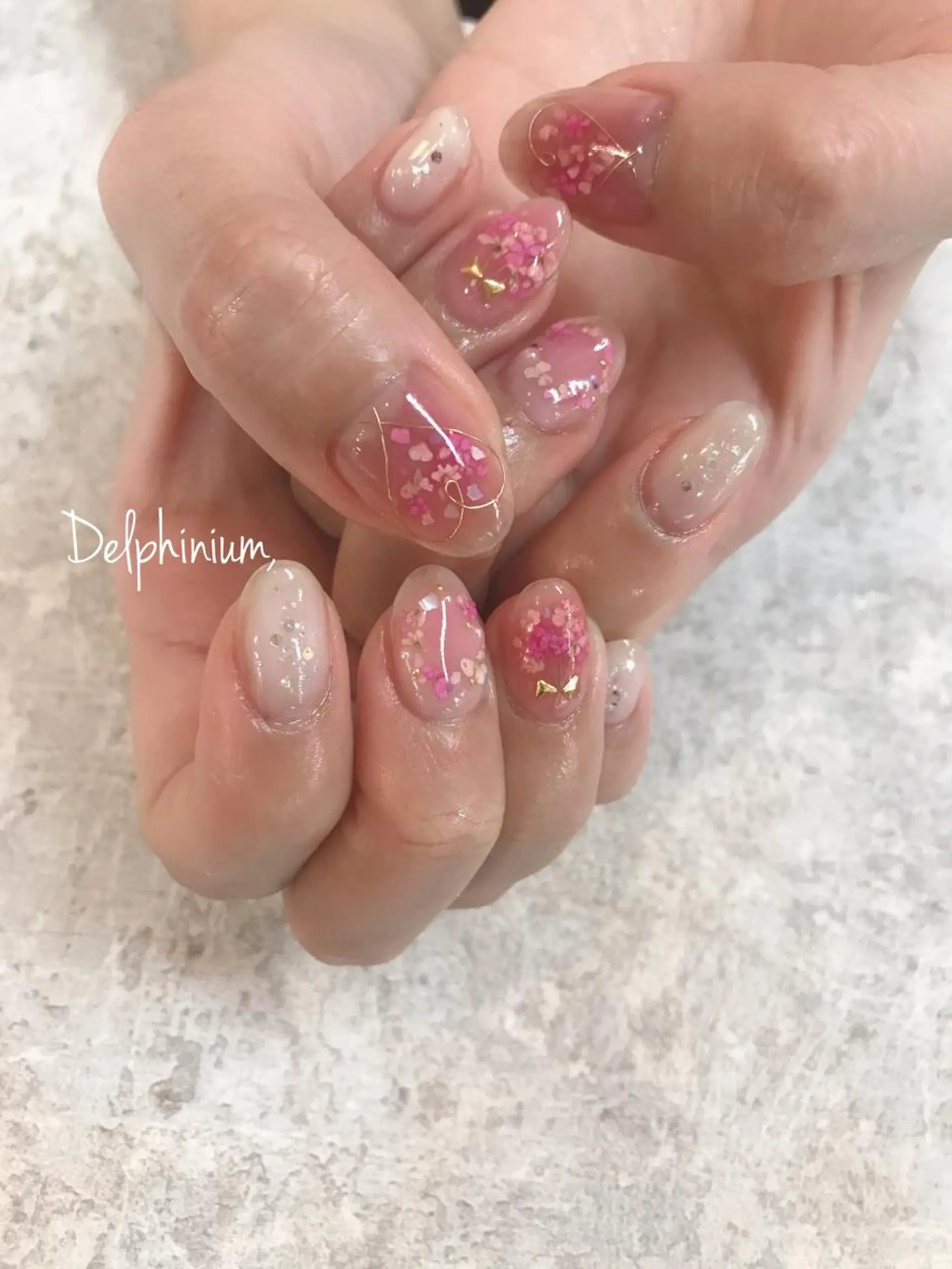 ネイル アートネイル チークネイル ミラーネイル 持ち込み ストーンネイル ハンドネイル 岡本 友恵のネイルデザイン