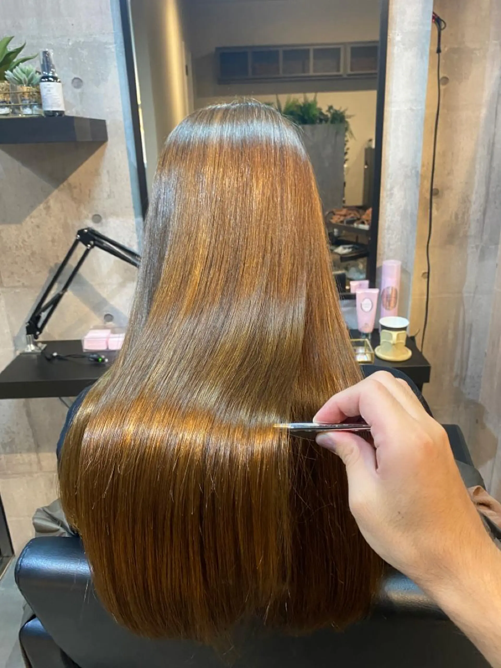ロング カラー カット ヘアカラー 縮毛矯正 トリートメント 🟡【美髪専門店】 ✨褒め髪/艶髪🟡のヘアスタイル