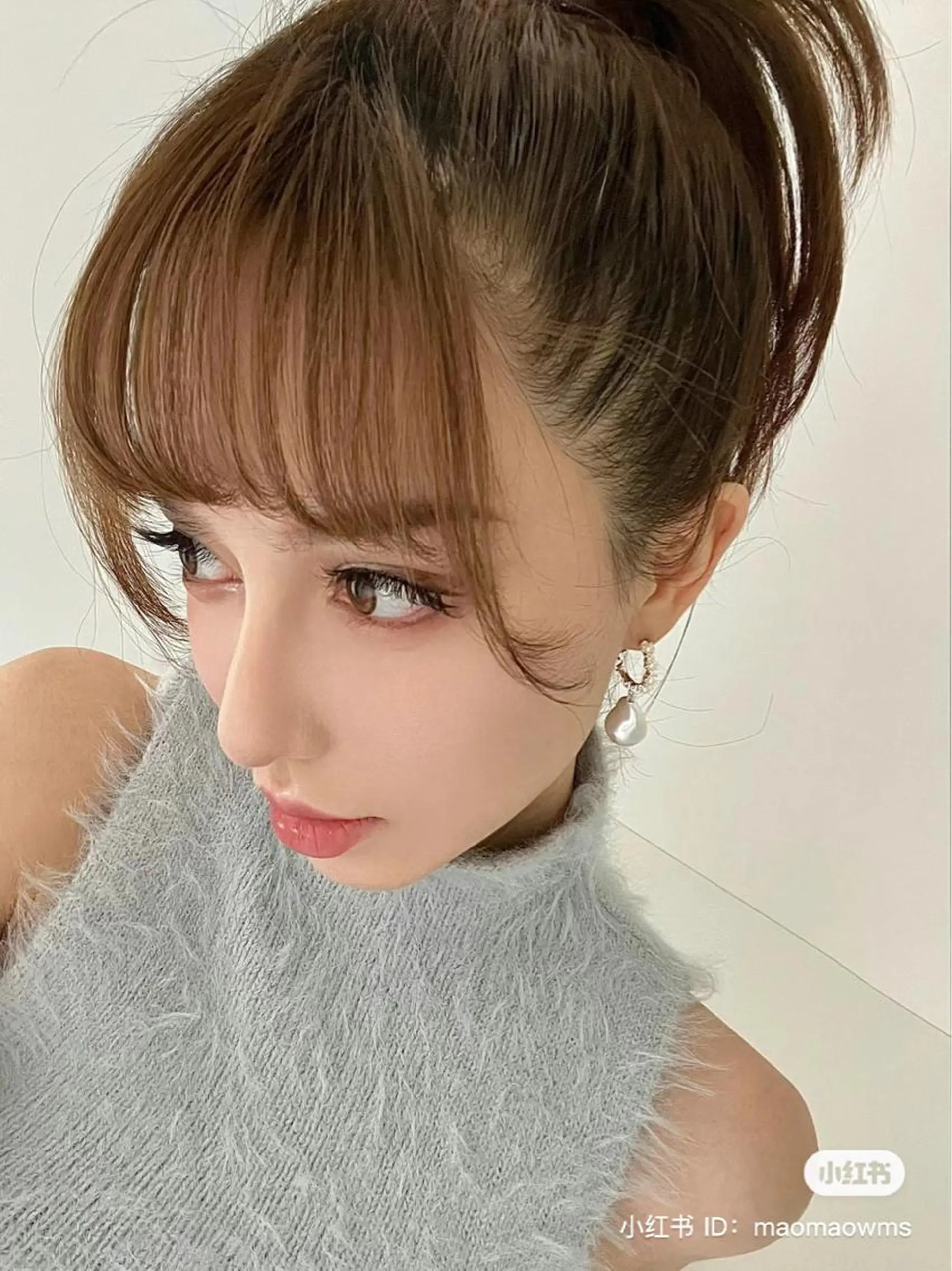 セミロング カラー ベージュカラー ブリーチ イヤリングカラー 韓国風カラー ブリーチなしカラー カット ヘアカラー トリートメント 鈴木 一貴のヘアスタイル