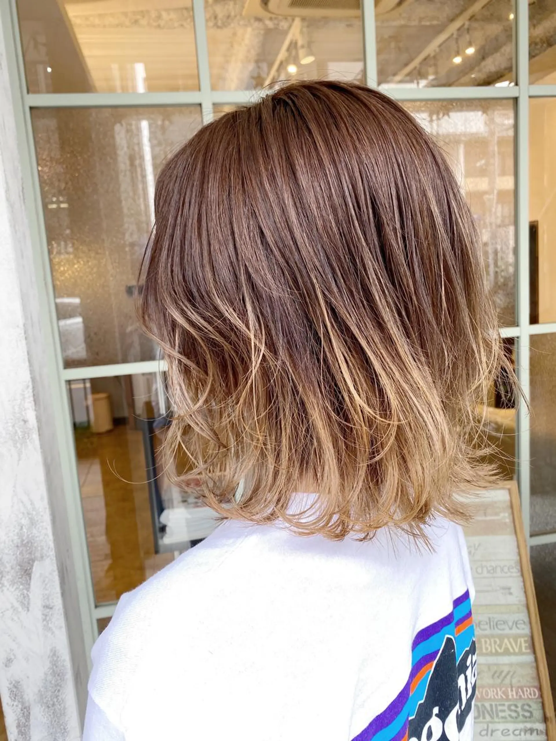 ミディアム カラー カット ヘアカラー トリートメント 入江 允のヘアスタイル