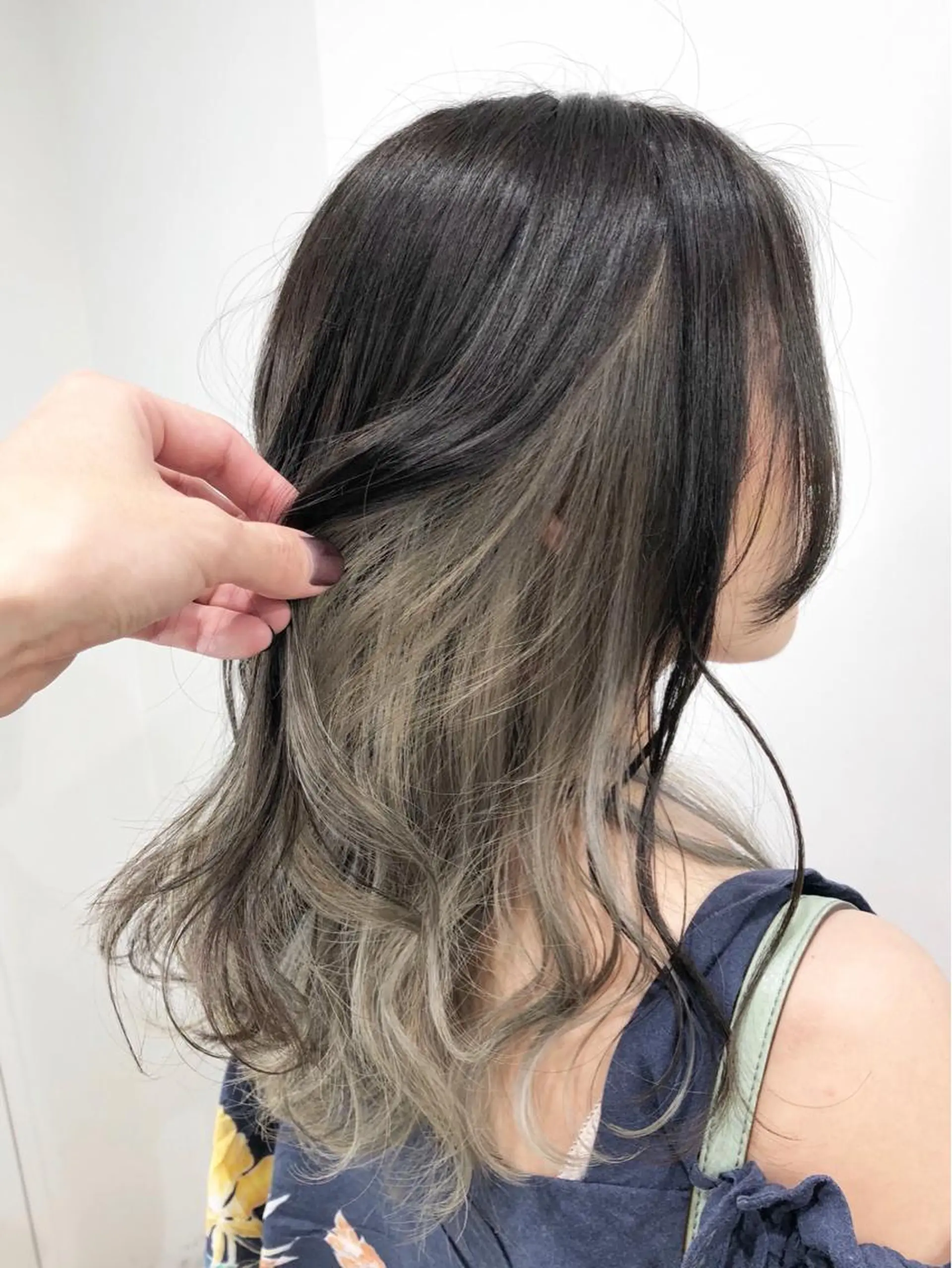 セミロング カラー 🌙HIZUKI🌙 ハイトーン 艶髪のヘアスタイル
