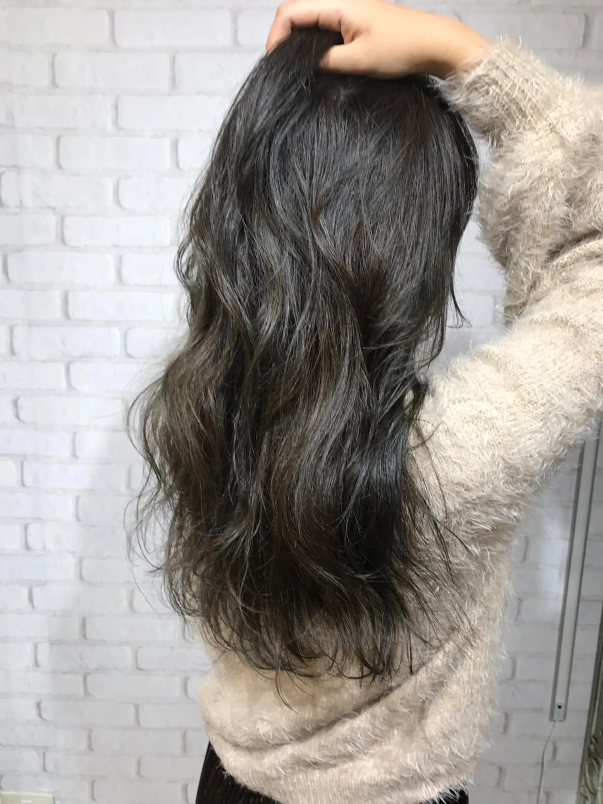 セミロング ハイライト エクステ（レミー毛） NINEのヘアスタイル