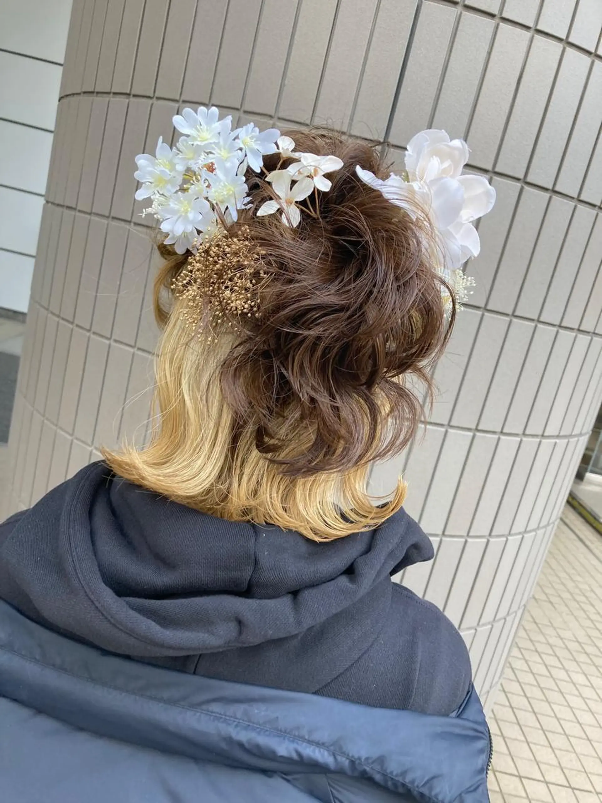 ミディアム カラー ベージュカラー インナーカラー ミルクティーベージュ カット ヘアカラー トリートメント SHAFT Ieiriのヘアスタイル