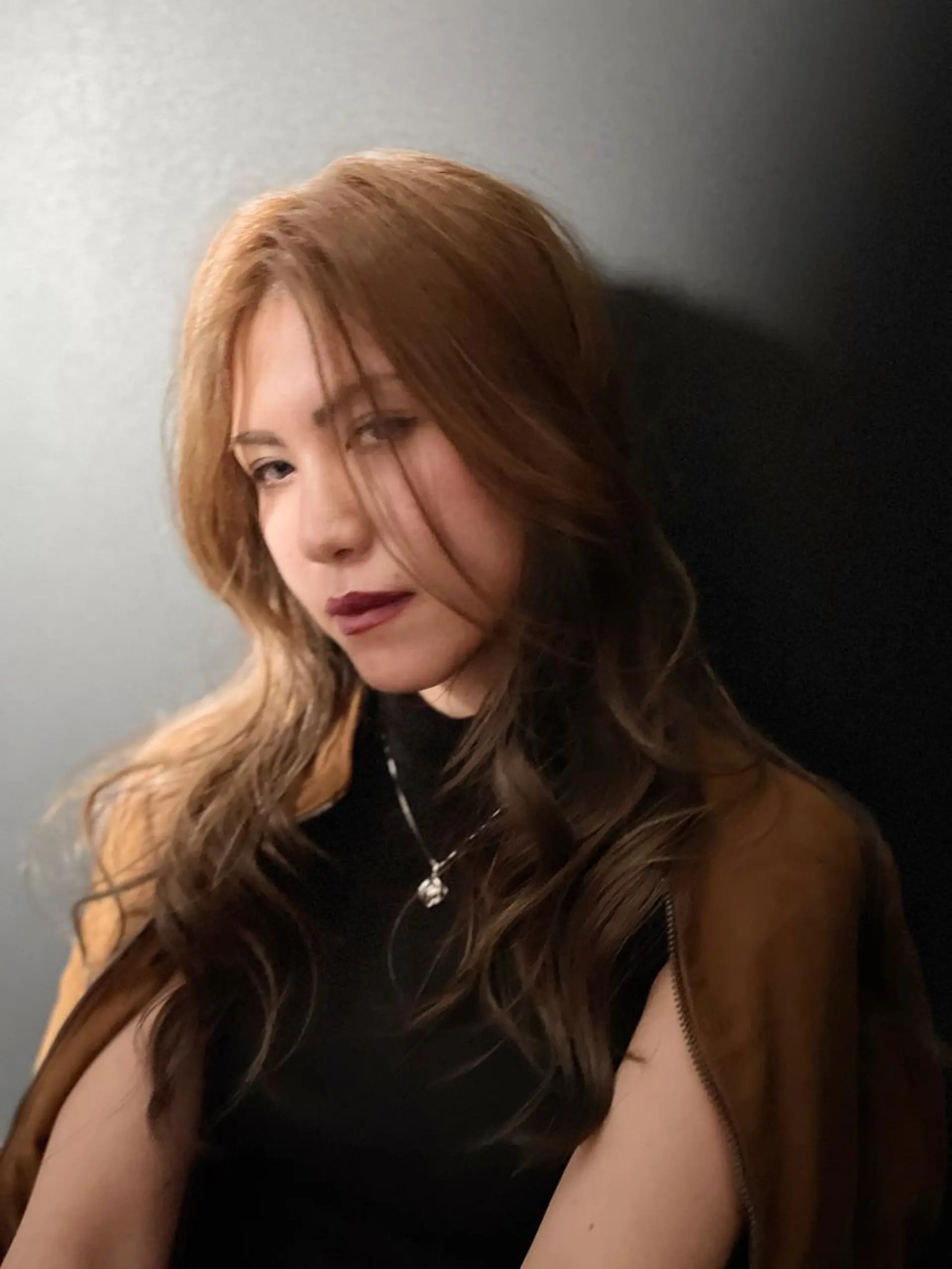 セミロング ユアサ ハヤトのヘアスタイル