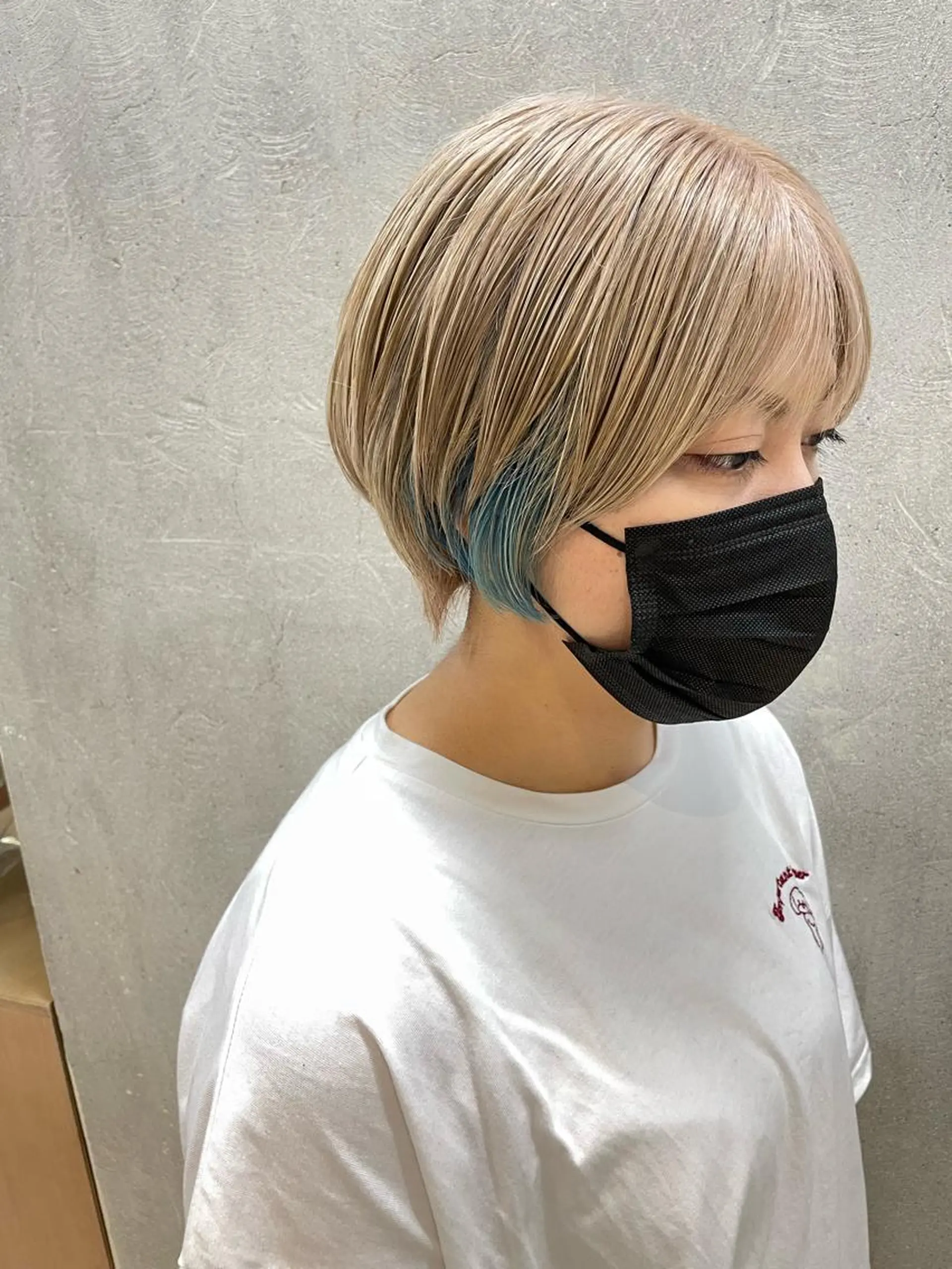 ショート カラー ベージュカラー ミルクティーベージュ カット ヘアカラー Le/a谷町 野上幹太のヘアスタイル