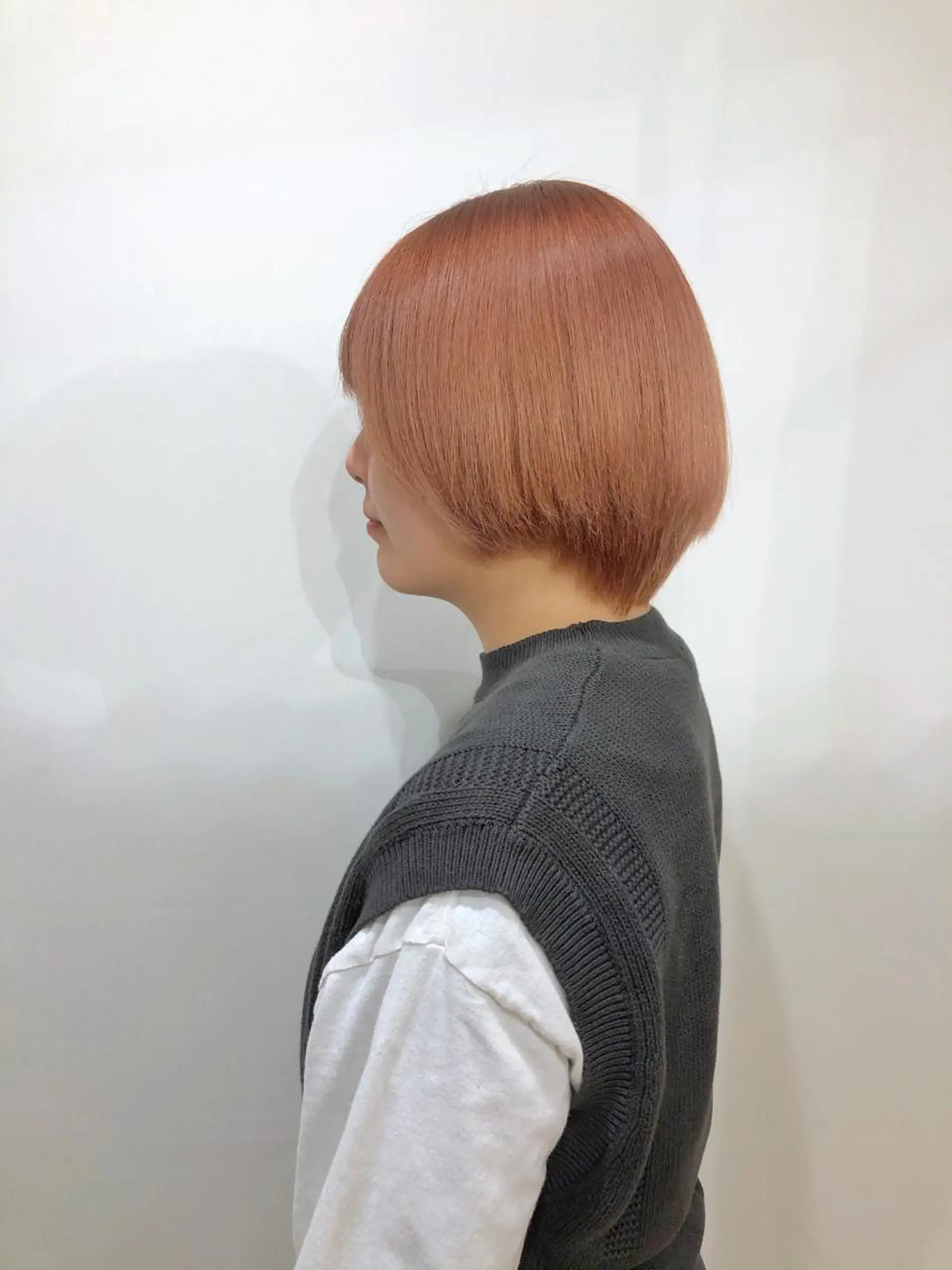 カラー white.梅田 デザインカラー🦄のヘアスタイル