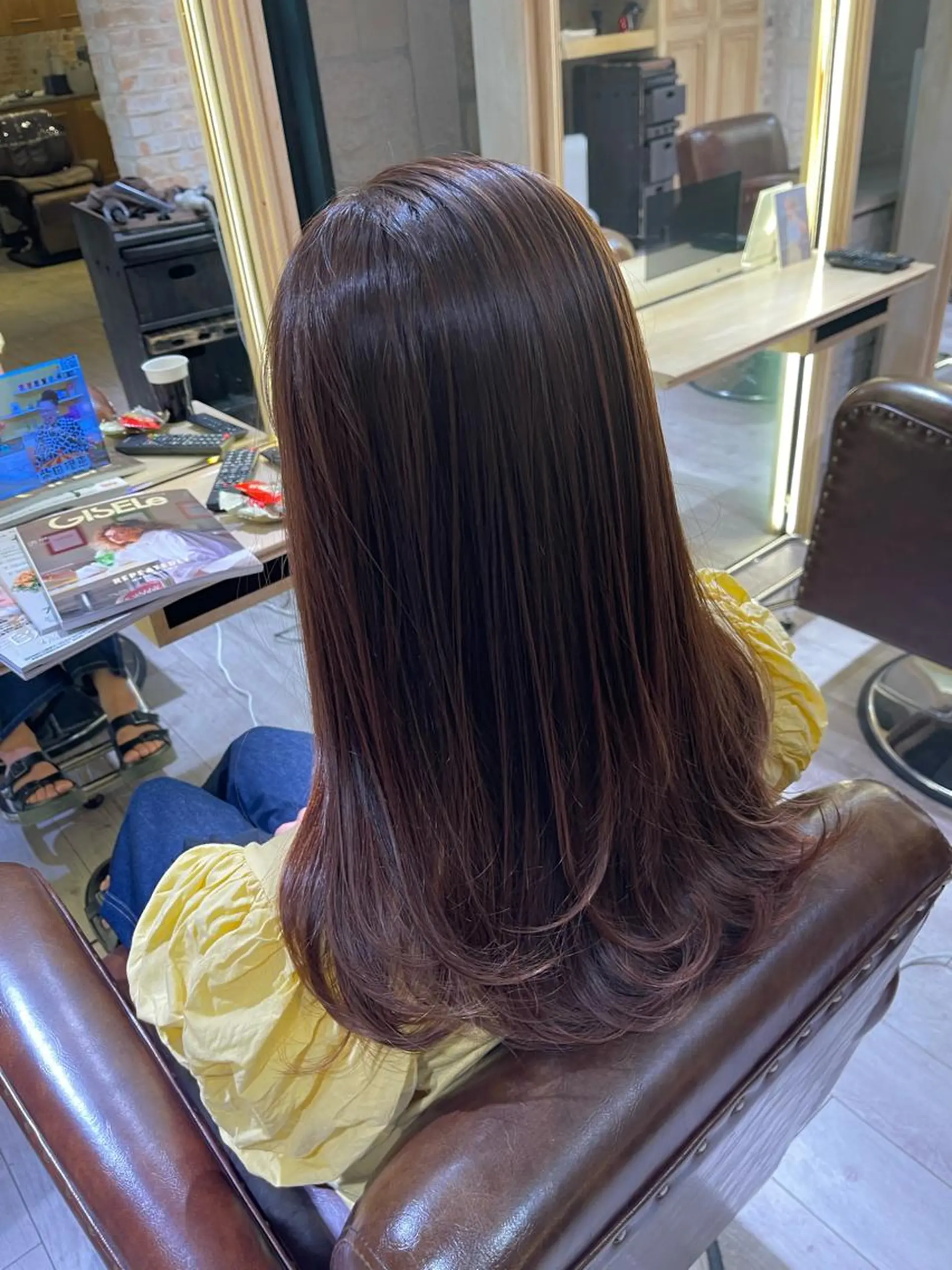 ロング 千代 夏輝のヘアスタイル