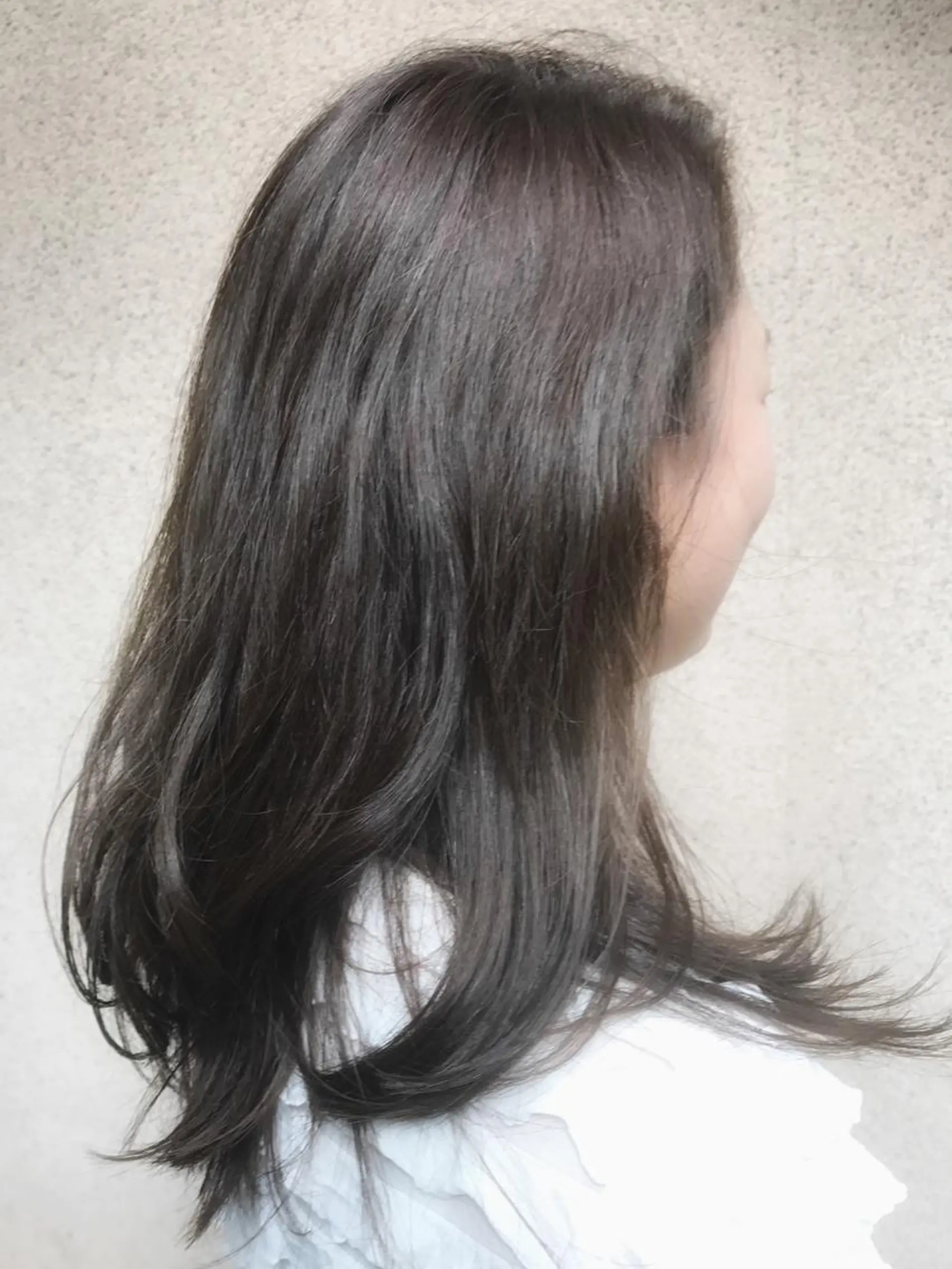 セミロング カラー vato バトのヘアスタイル