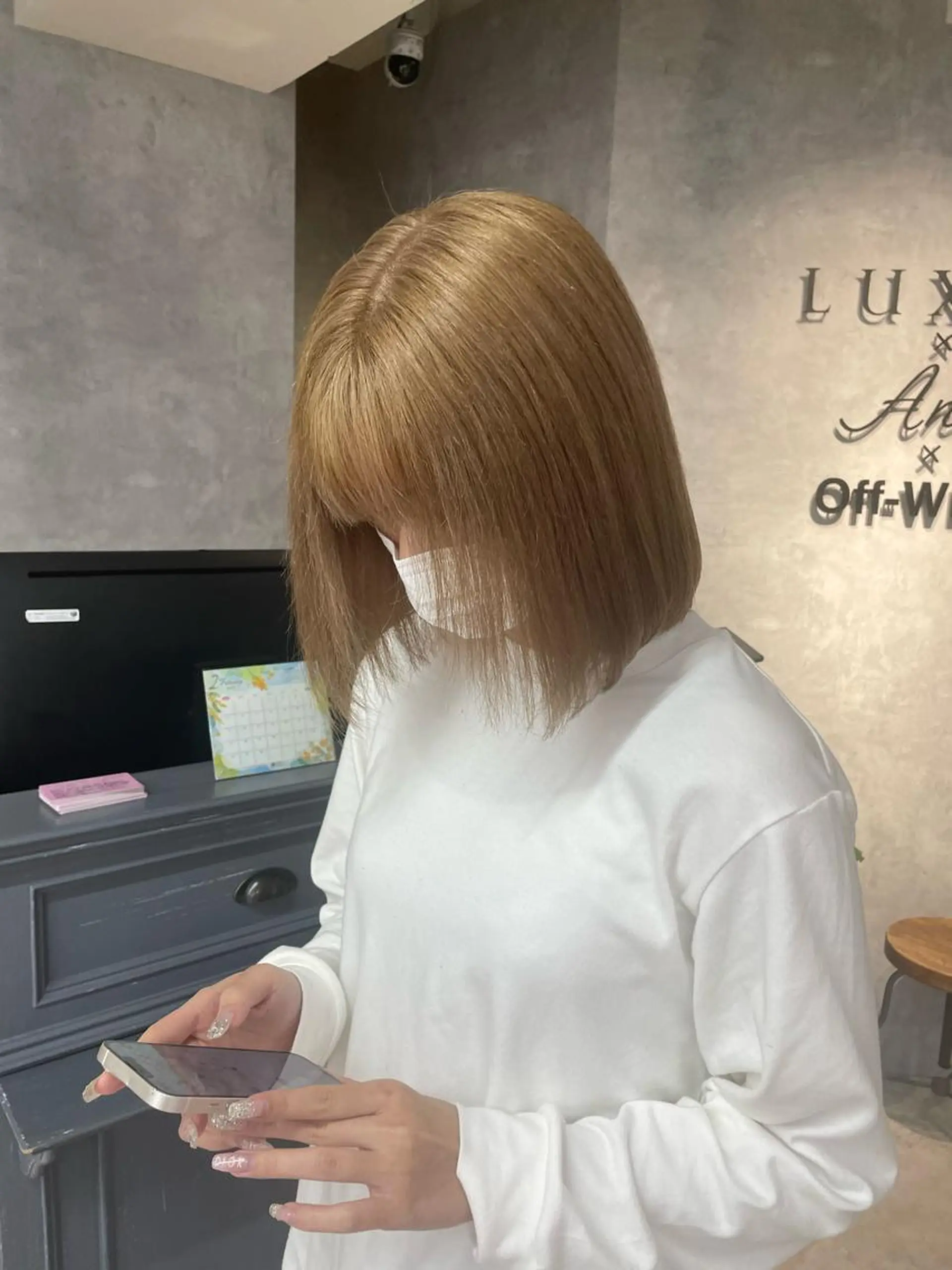 ミディアム Cielro/ダブル カラー/西田咲希のヘアスタイル